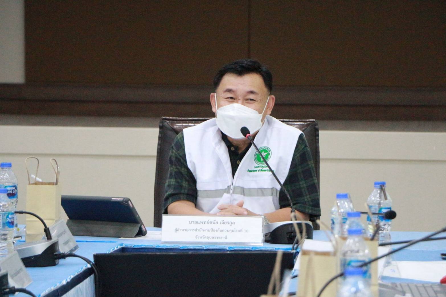 วหน้ากลุ่มพัฒนาและส่งเสริมอาชีพการประมง เข้าร่วมประชุมโครงการ  การจัดการแวดล้อมในชุมชน  เพื่อส่งเสริมอาหารลดโซเดียม ลดเสี่ยงNCD ครั้งที่  2/2564  ณ ห้องประชุมร่วมคิดร่วมทำ ชั้น 5 สำนักงานป้องกันควบคุมโรคที่ 10..คลิก