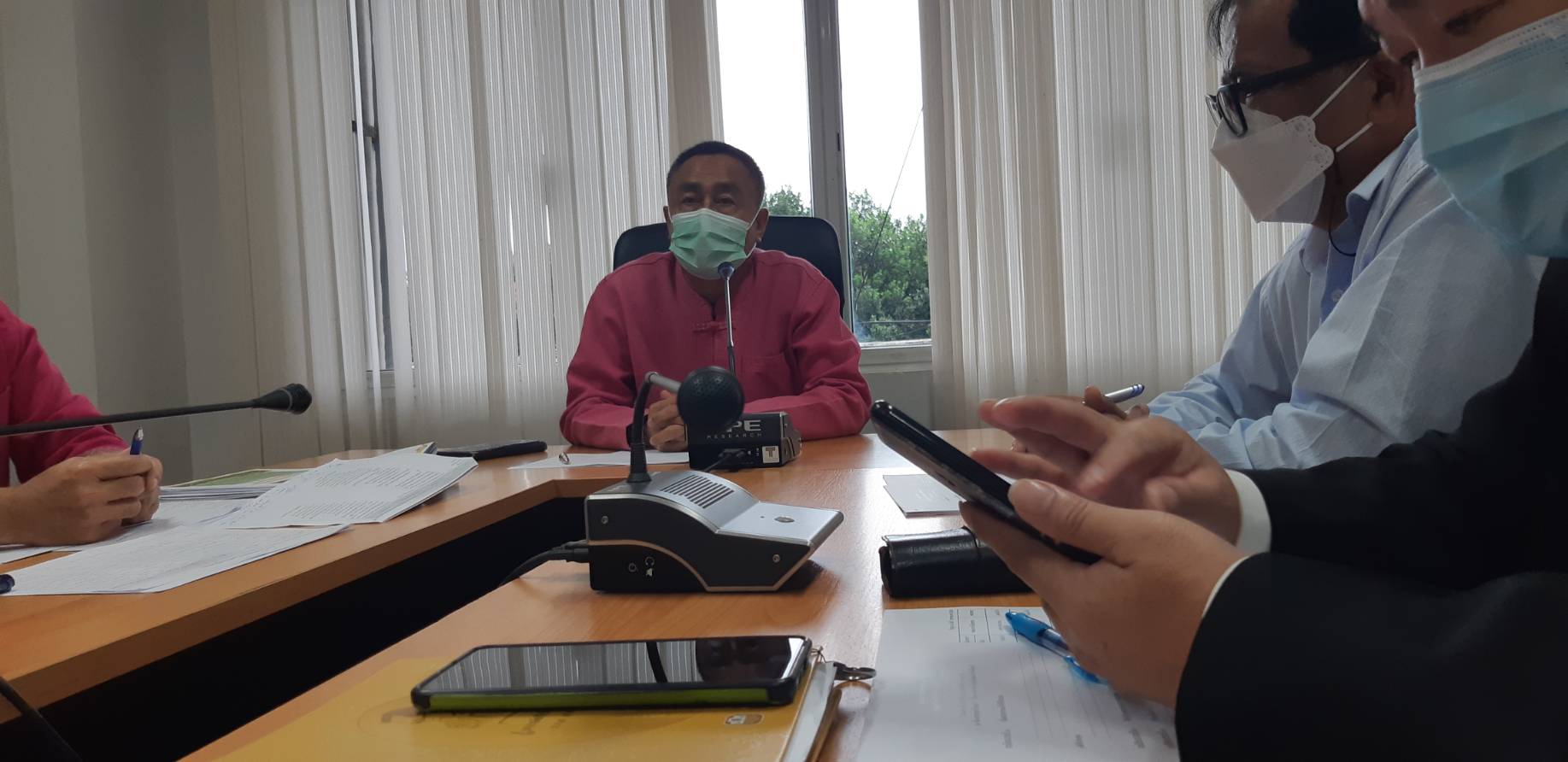 เข้าร่วมประชุมเพื่อปฏิบัติการแก้ไขปัญหาผักตบชวาในกว๊านพะเยา..คลิก