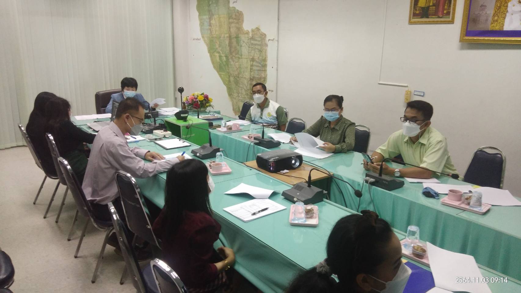 ประชุมตรวจติดตามงานในพื้นที่ของเขตตรวจราชการที่ 3 ผ่านระบบการประชุมทางไกลออนไลน์ (Application Zoom) ..คลิก