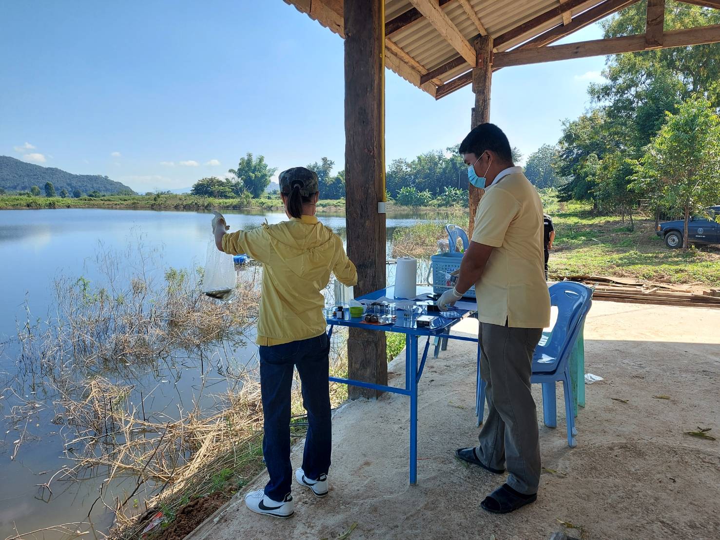 ศูนย์วิจัยและพัฒนาประมงน้ำจืดพะเยาร่วมบูรณาการกับสำนักงานประมงจังหวัดพะเยา และผู้นำหมู่บ้านร่วมตรวจสอบ วิเคราะห์คุณภาพน้ำ..คลิก