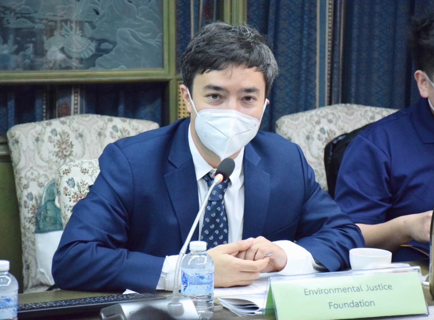 On 16 November 2021, Mr. Somchuan Ratanamungklanon, Acting Director-General of the Department of Fisheries welcomed the representatives of the Department of Fisheries and Environmental Justice Foundation (EJF)..คลิก