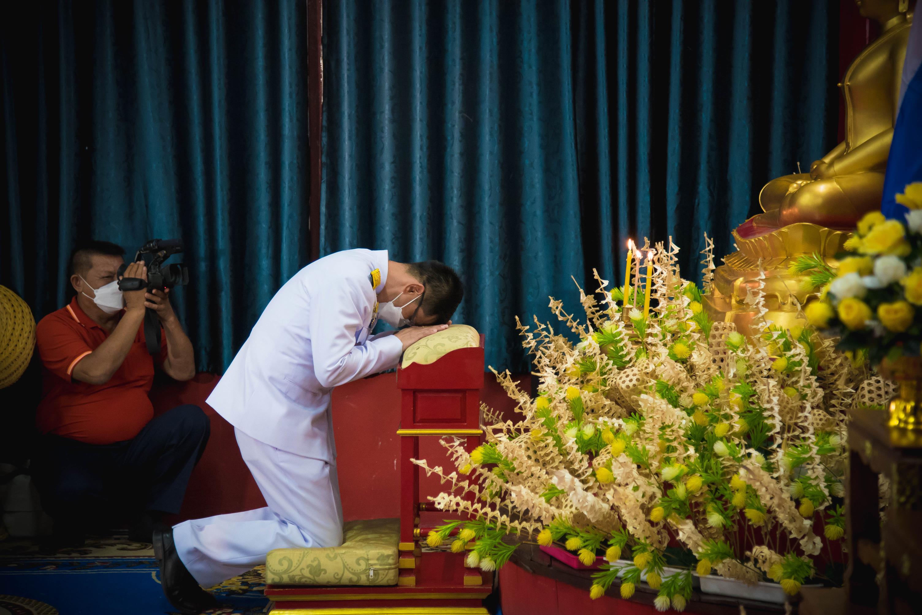 ประมงจังหวัดร่วมพิธีรับมอบปลาเกล็ดขาวเท็มปุระและเสื้อโปโล..คลิก
