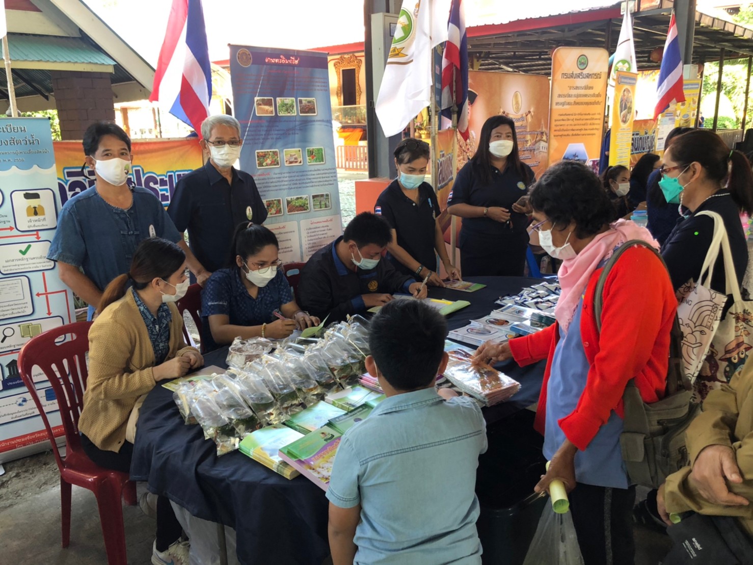 โครงการส่งเสริมอาชีพประมง (กิจกรรมคลีนิคเกษตรเคลื่อนที่ ในพระราชานุเคราะห์ฯ สมเด็จพระบรมโอรสาธิราชฯ สยามมกุฎราชกุมาร) ประจำปีงบประมาณ 2565..คลิก