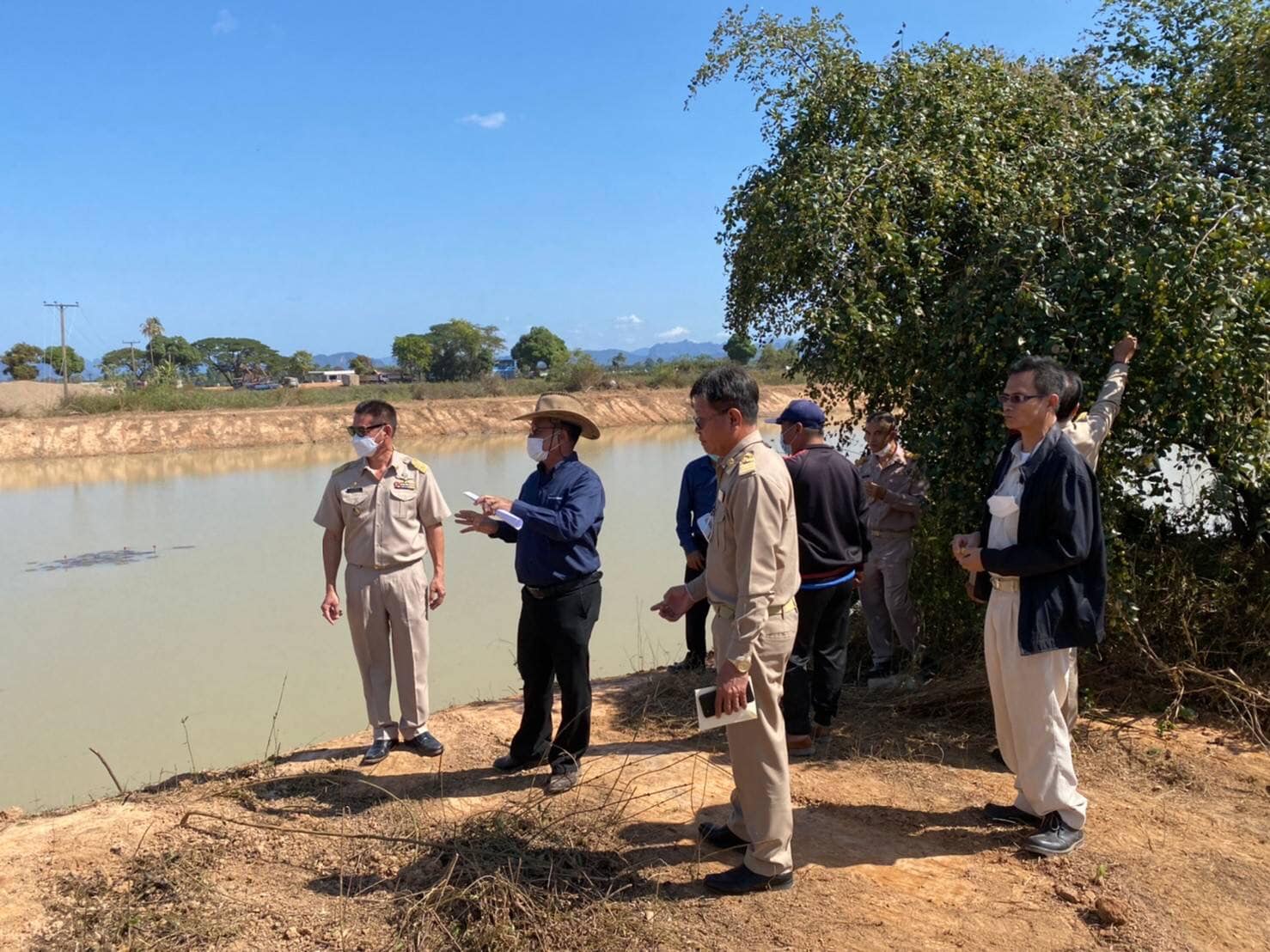 โครงการธนาคารสินค้าเกษตร กิจกรรมสนับสนุนธนาคารผลผลิตสัตว์น้ำแบบมีส่วนร่วม เพื่อให้ชุมชนดำเนินตามแผนการใช้เงินงบอุดหนุน..คลิก
