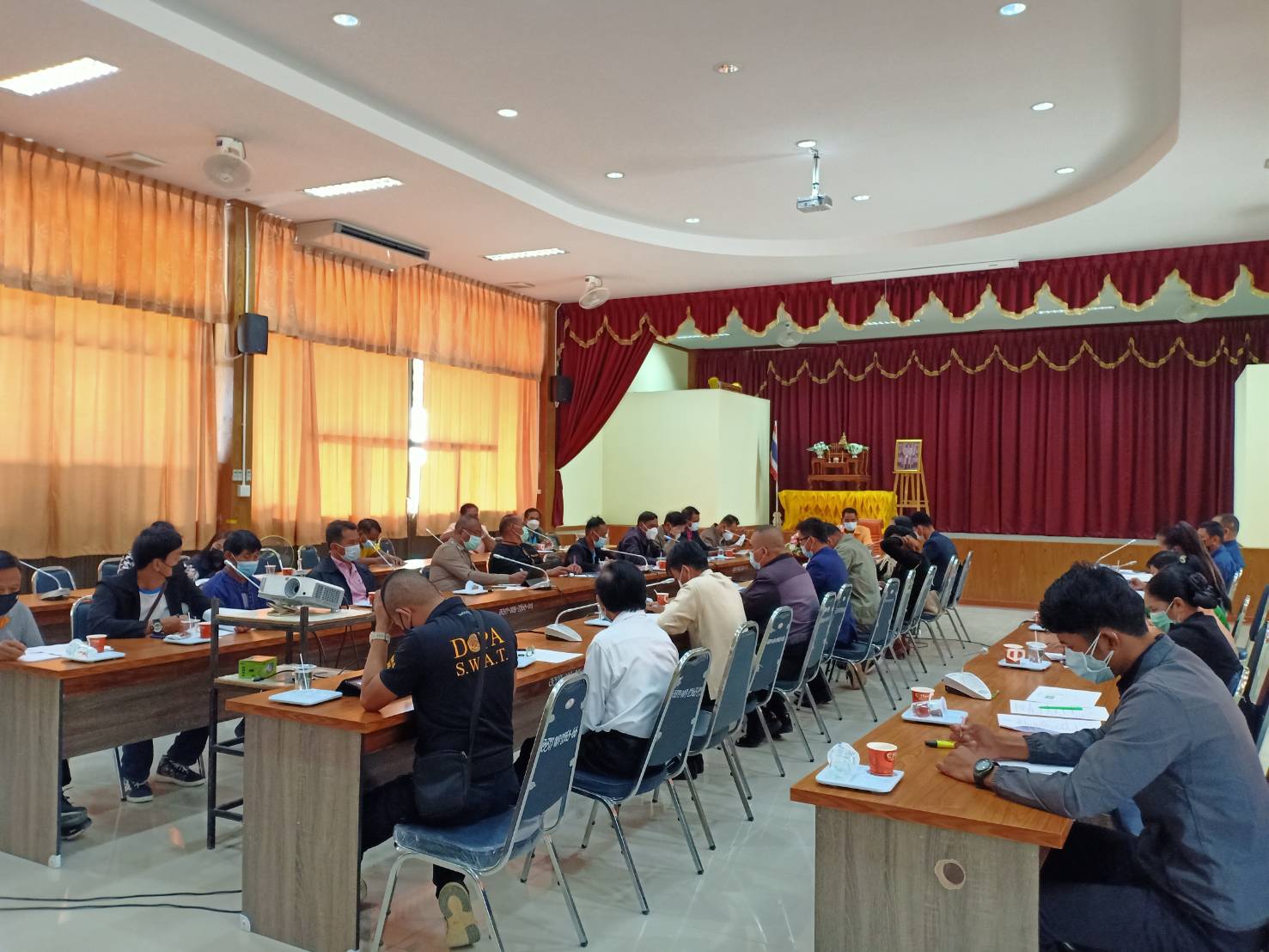 นายสุพรชัย พนารัตนะโสภณ ประมงอำเภอภูสิงห์ เข้าร่วมประชุมการจัดงานไหว้สักการะศาลหลักเมืองอำเภอภูสิงห์..คลิก