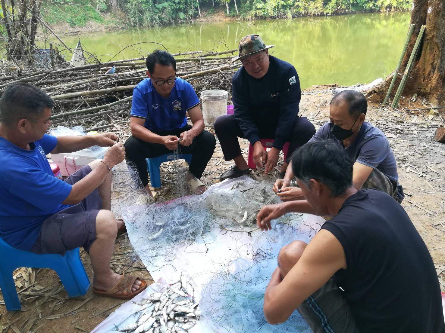 กิจกรรมสนับสนุนโครงการหลวงปังค่าด้านประมง..คลิก