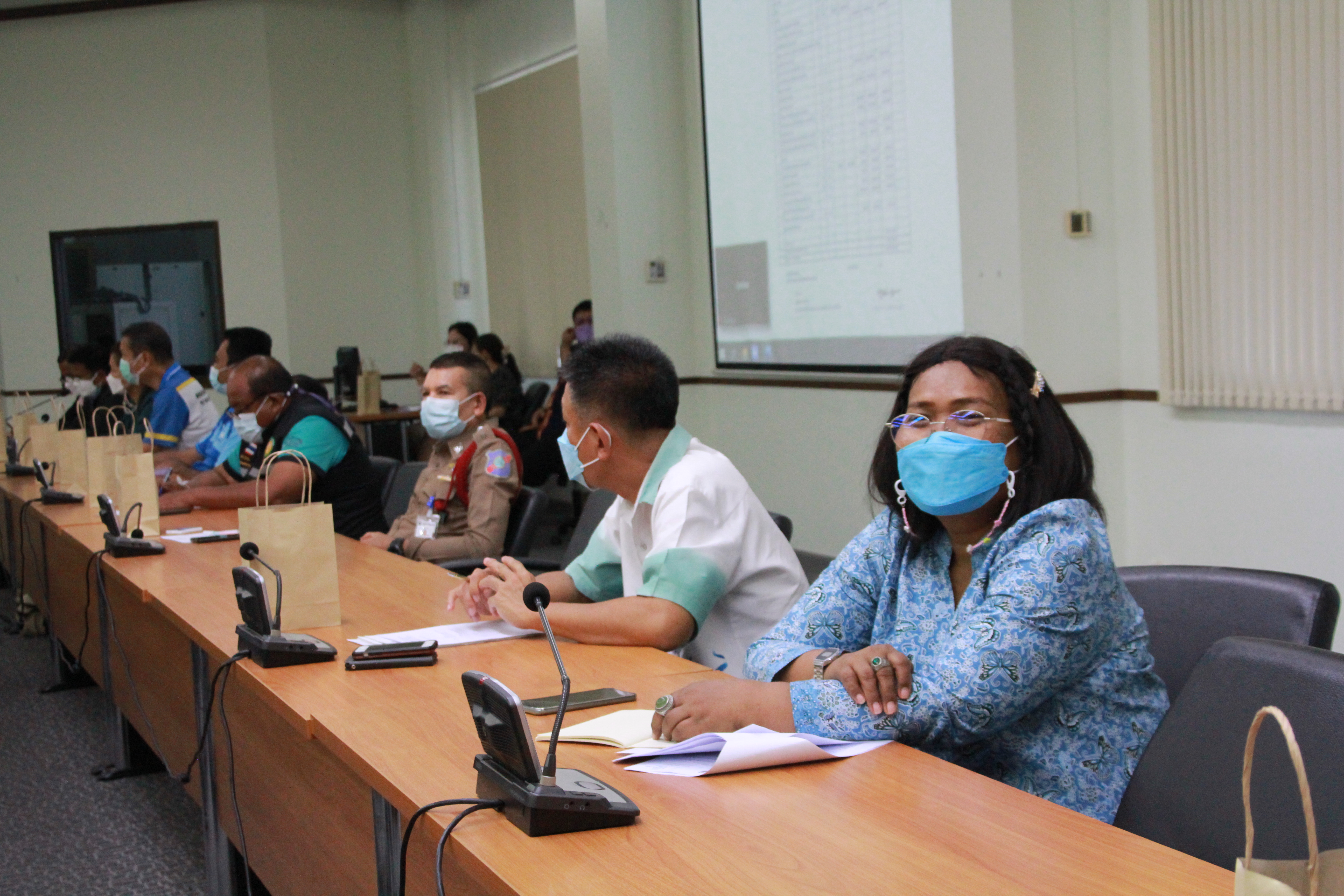 เข้าร่วมประชุมการบูรณะซ่อมแซมศาลหลักเมืองจังหวัดกระบี่..คลิก