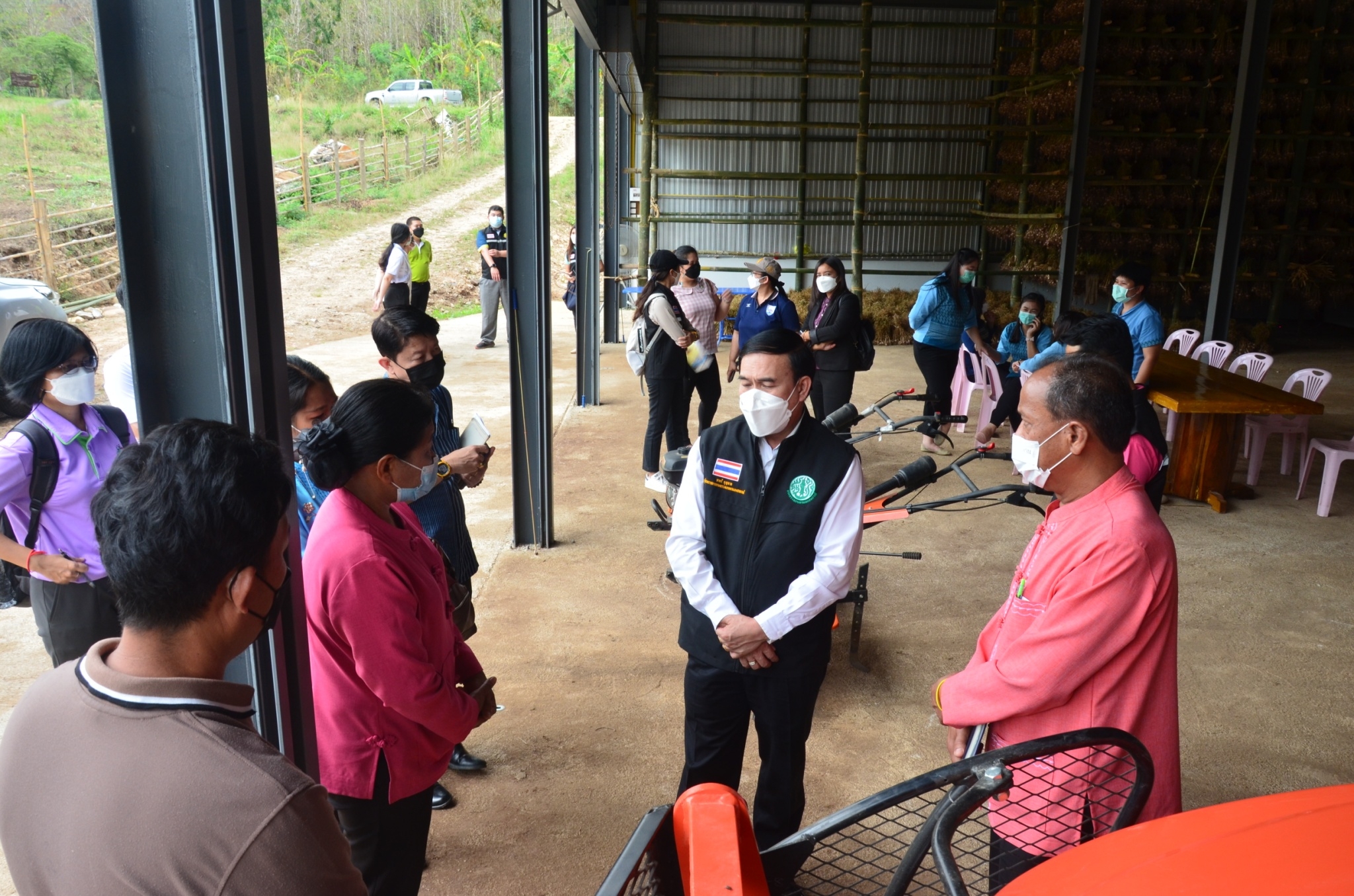 นายชาตรี บุญนาค ผู้ตรวจราชการกระทรวงเกษตรและสหกรณ์ เขตตรวจราชการที่ 15 ลงพื้นที่ติดตามการดำเนินงานและขับเคลื่อนงานตามความเชื่อมโยงของนโยบายสำคัญของกระทรวงเกษตรและสหกรณ์ ในพื้นที่จังหวัดแม่ฮ่องสอน..คลิก