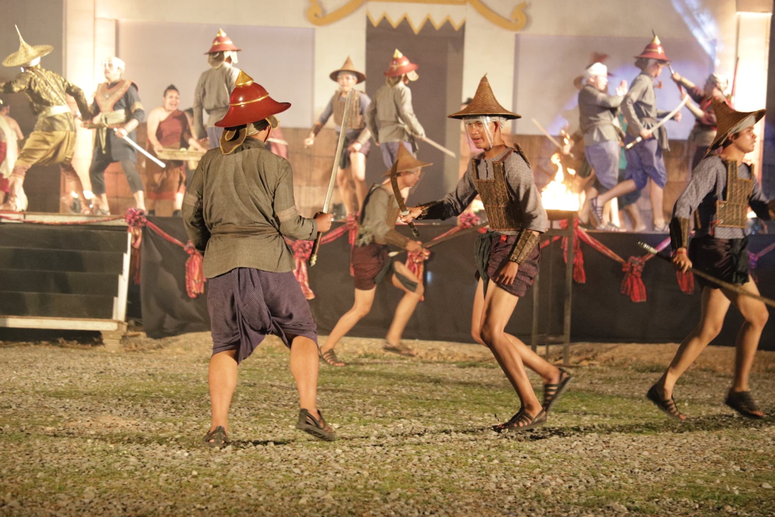 วันที่ 21 มีนาคม 2565  ร่วมชมการแสดงแสงสีเสียง ตำนานนครเขื่อนขันธ์ กาบแก้วบัวบาน..คลิก