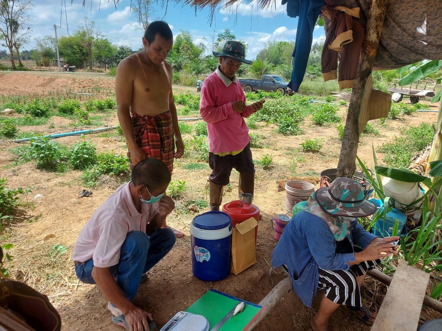 วันที่ 22 มีนาคม 2565 นายเมธา ตาลเหล็ก ประมงอำเภอนากลาง ติดตามการดำเนินกิจกรรมเลี้ยงสัตว์น้ำของเกษตรกรโครงการส่งเสริมอาชีพประมง..คลิก