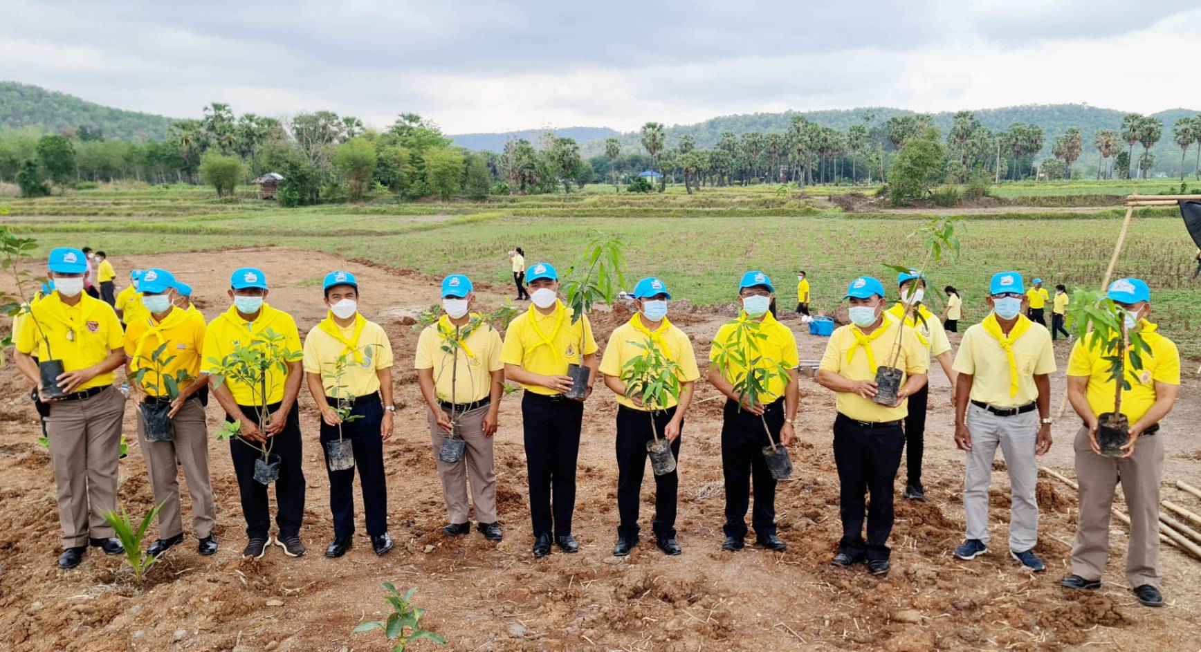 วันนี้ 30 มีนาคม 2565 นายวิทยา ประเสริฐสังข์ ประมงอำเภอโนนสัง พร้อมด้วย หัวหน้าส่วนราชการ ร่วมงานกิจกรรมจิตอาสาและเอามื้อสามัคคี..คลิก