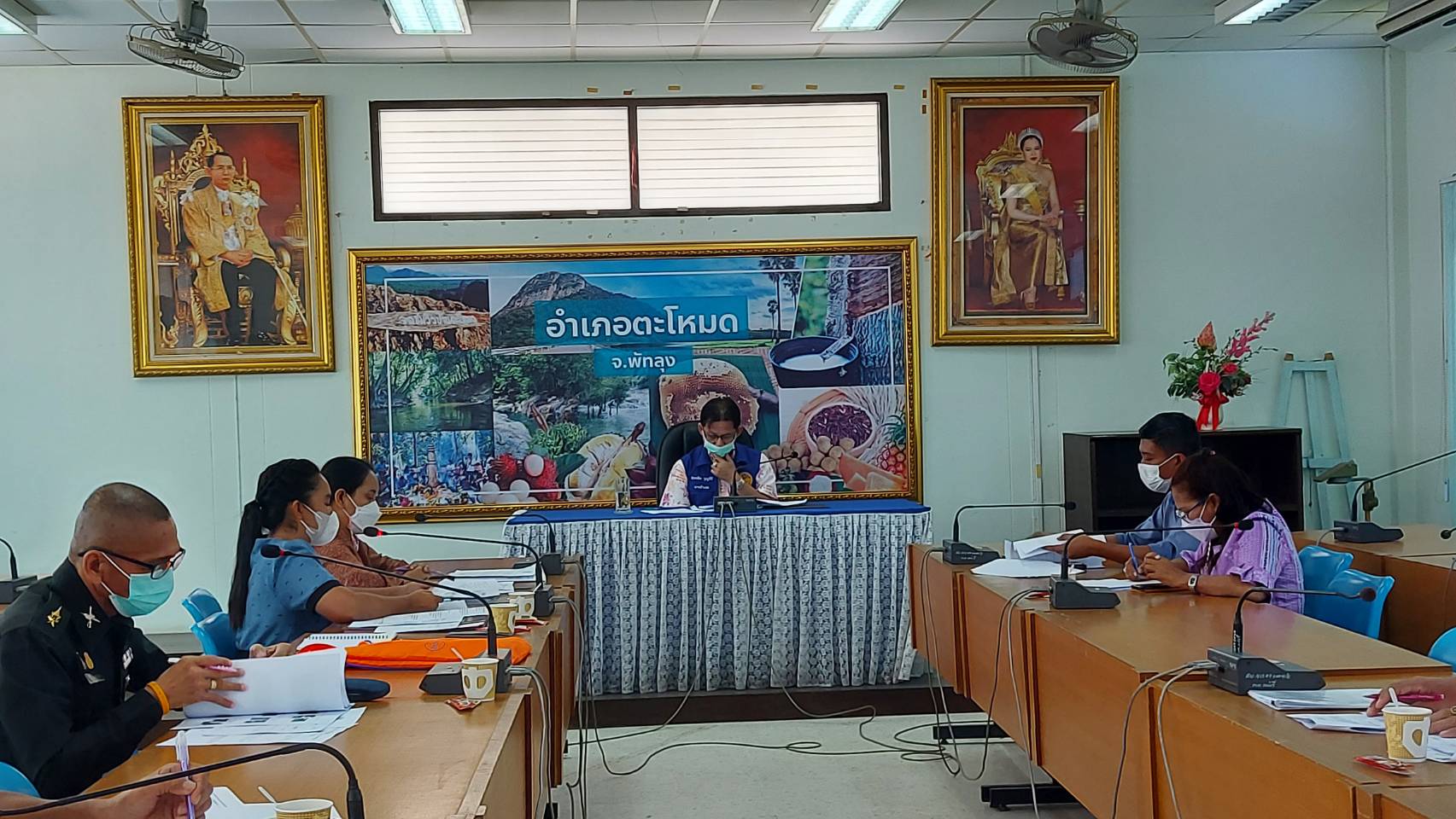 ประมงอำเภอตะโหมด เข้าร่วมประชุมให้ความช่วยเหลือผู้ประสบภัยพิบัติอำเภอตะโหมด(ก.ช.ภ.อ.ตะโหมด)..คลิก
