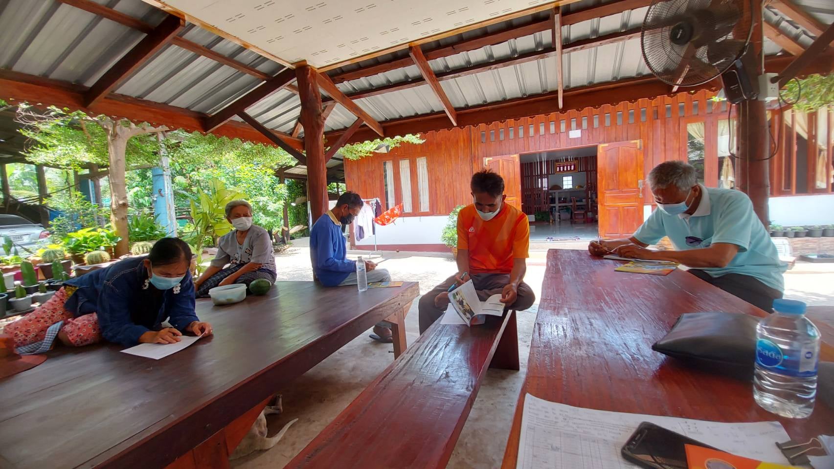 วันที่ 20 เมษายน 2565 นางสาวมลฤดี ลิ้มสุวรรณ ประมงอำเภอศรีบุญเรือง ดำเนินการส่งเสริมให้ความรู้เกษตรกรโครงการส่งเสริมอาชีพประมง ในพื้นที่ ตำบลนากอก ตำบลยางหล่อ อำเภอศรีบุญเรือง จังหวัดหนองบัวลำภู..คลิก