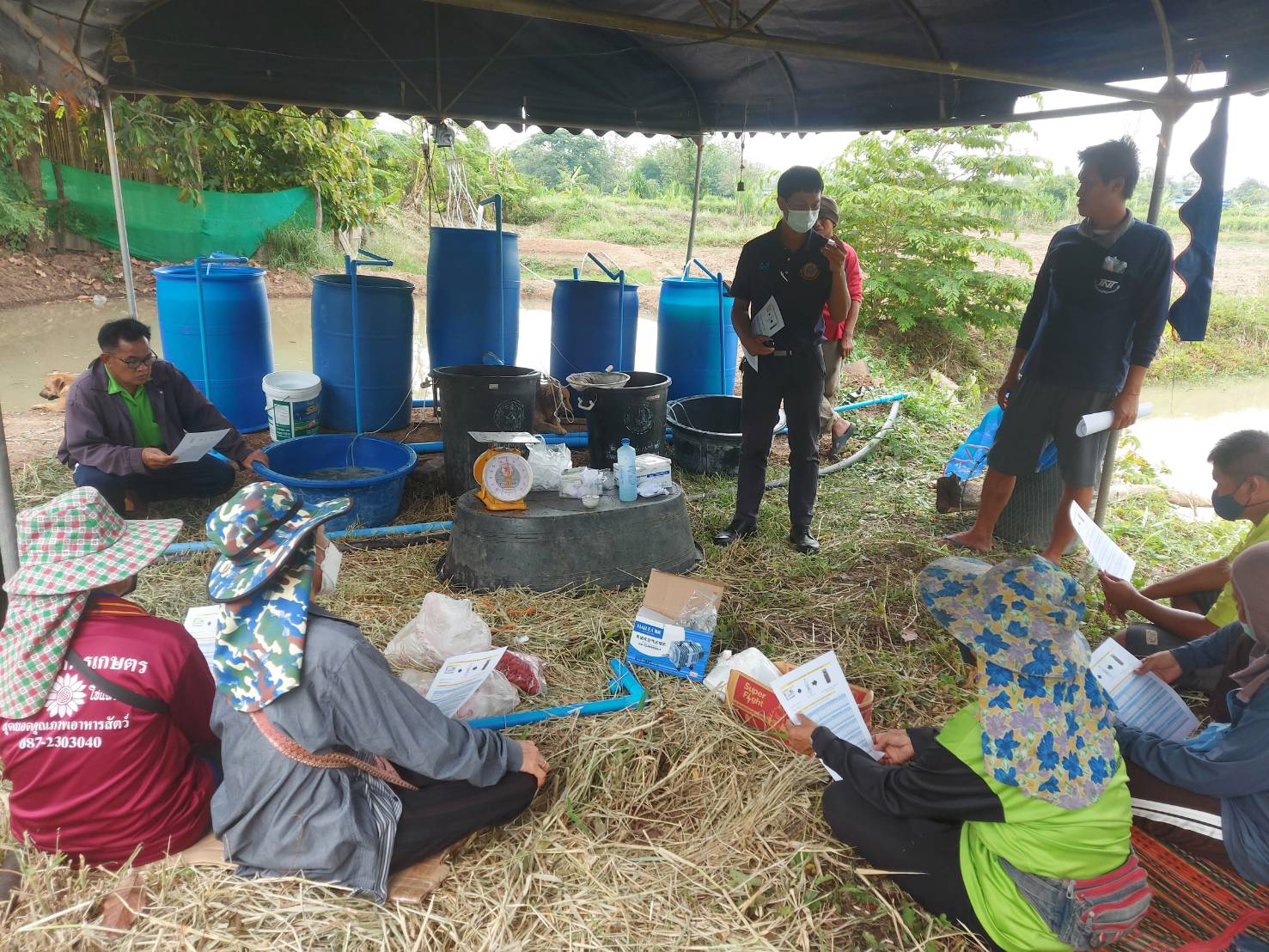 วันที่ 6 พฤษภาคม 2565 ปฏิบัติงานติดตามและทบทวนการดำเนินกิจกรรมการเพาะพันธุ์ปลาตะเพียนขาว ด้วยชุดเพาะพันธุ์ปลาเคลื่อนที่..คลิก