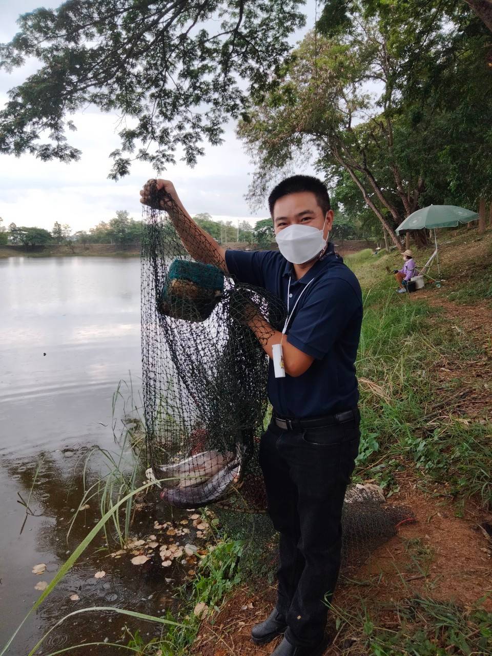 วันที่ 7 พฤษภาคม 2565 ติดตามการดำเนินงานโครงการธนาคารสินค้าเกษตร(กิจกรรมสนับสนุนธนาคารผลผลิตสัตว์น้ำแบบมีส่วนร่วม) ประจำปีงบประมาณ พ.ศ. 2565