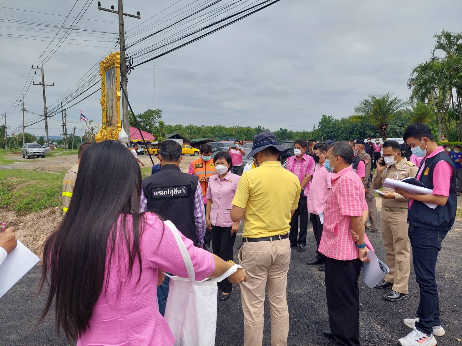 วันที่ 17 พฤษภาคม 2565 นายบุญหลาย กุลนารัตน์ ประมงจังหวัดหนองบัวลำภู ร่วมตรวจความพร้อมพื้นที่รับเสด็จพระบาทสมเด็จพระเจ้าอยู่หัว และสมเด็จพระนางเจ้าฯ พระบรมราชินี เสด็จพระราชดำเนินทรงเปิดแพรคลุมป้าย..คลิก