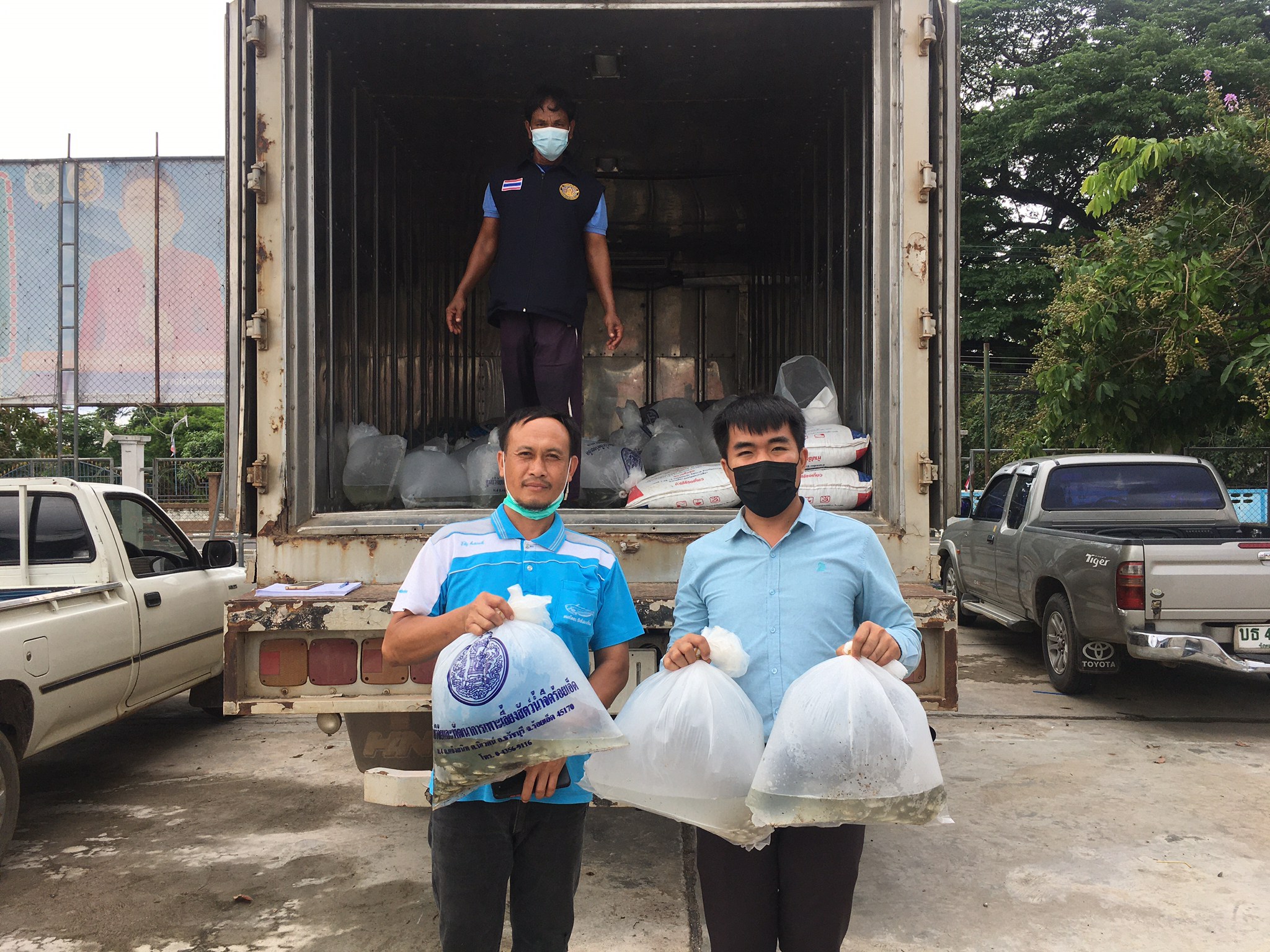 สนับสนุนปัจจัยการผลิต ตามโครงการส่งเสริมอาชีพประมง กิจกรรมส่งเสริมเกษตรเชิงรุกด้านประมง