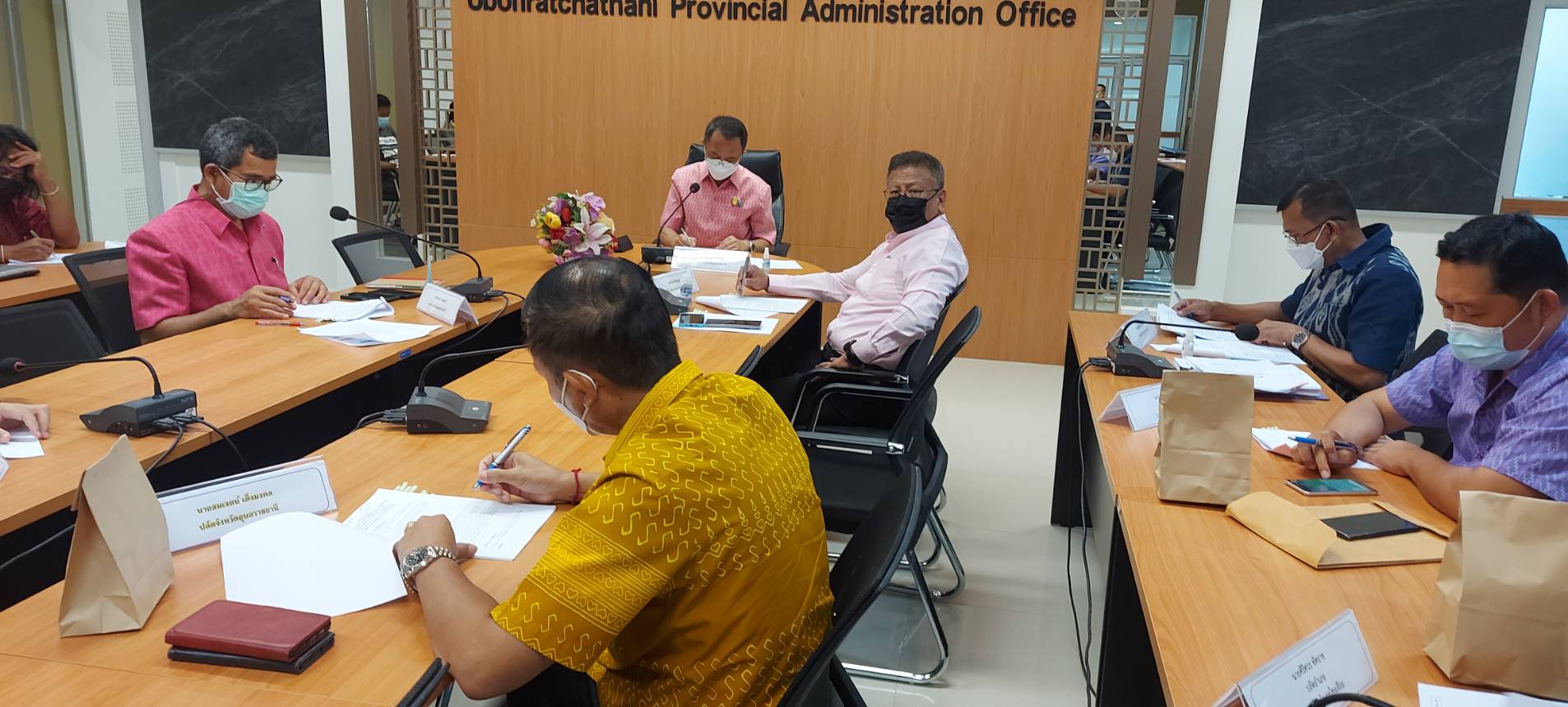 ประมงอุบลร่วมประชุมคณะทำงานแก้ไขปัญหาราษฎรที่ประกอบอาชีพประมงที่ได้รับผลกระทบจากการก่อสร้างเขื่อนปากมูล ..คลิก