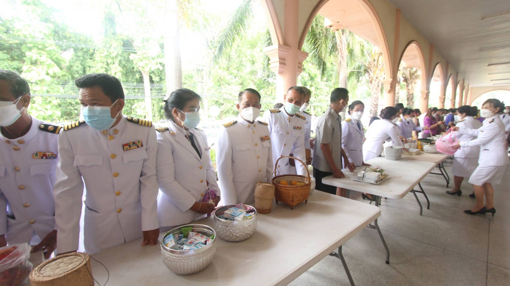 สำนักงานประมงอำเภอวารินชำราบ ร่วมทำบุญพิธีตักบาตรเนื่องในโอกาสวันเฉลิมพระชนมพรรษา สมเด็จพระนางเจ้าฯ พระบรมราชินี 3 มิถุนายน 2565     ..คลิก