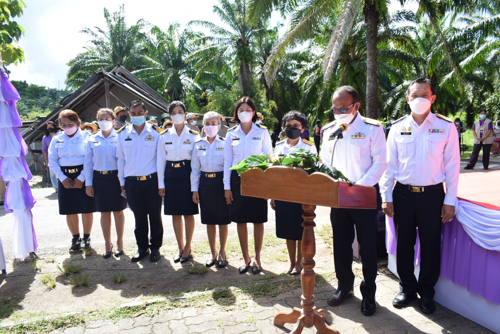 พิธีปล่อยพันธุ์สัตว์น้ำเนื่องในวันเฉลิมพระชนมพรรษาสมเด็จพระนางเจ้าสุทิดา   พัชรสุธาพิมลลักษณ พระบรมราชินี..คลิก