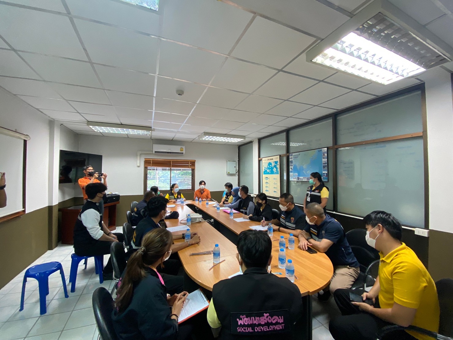 สำนักงานประมงจังหวัดภูเก็ต ร่วมกับชุดเฉพาะกิจตรวจสถานประกอบกิจการแปรรูปสัตว์น้ำ ภายใต้คำสั่งจังหวัดภูเก็ตที่ 3019/2565 ลงวันที่ 5 พฤษภาคม 2565 ดำเนินการออกตรวจสถานประกอบกิจการแปรรูปสัตว์น้ำ จำนวน 2 แห่ง..คลิก