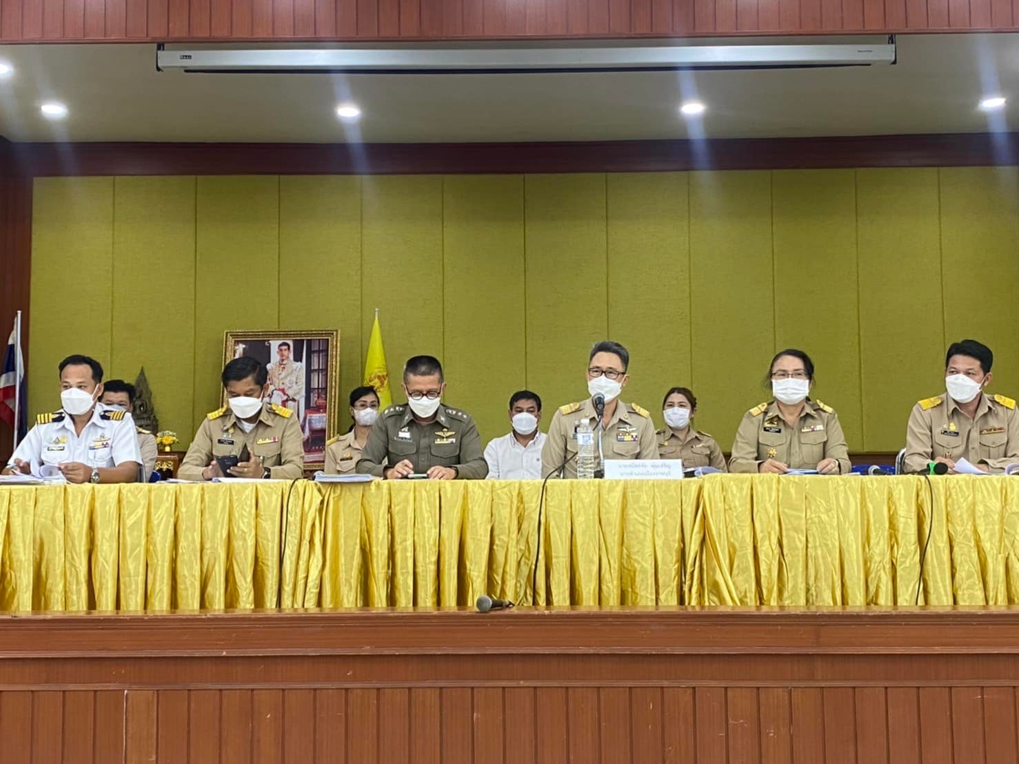 ร่วมประชุมหัวหน้าส่วนราชการอำเภอเมืองราชบุรีพร้อมทั้งประชาสัมพันธ์แจ้งข่าว..คลิก
