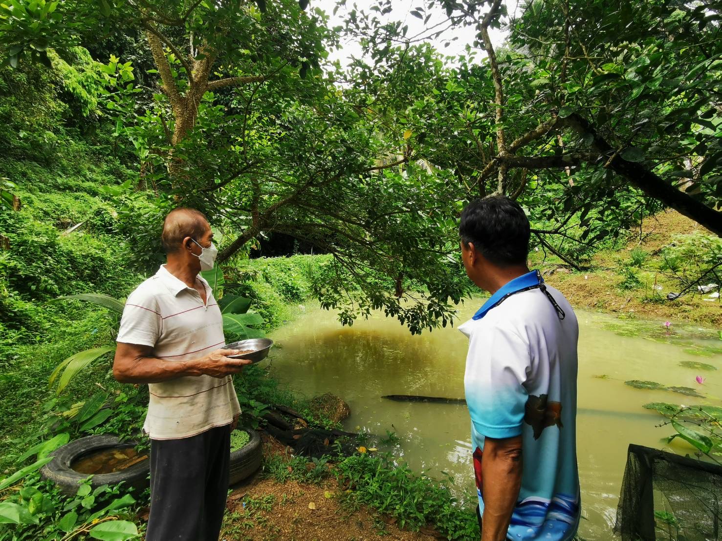 สำนักงานประมงจังหวัดภูเก็ต ลงพื้นที่ดำเนินงานการแก้ไขปัญหาความยากจน และพัฒนาคนทุกช่วงวัยอย่างยั่งยืน (TPMAP)? และติดตามผลผลิตเกษตรทฤษฎีใหม่ ด้านการประมง..คลิก