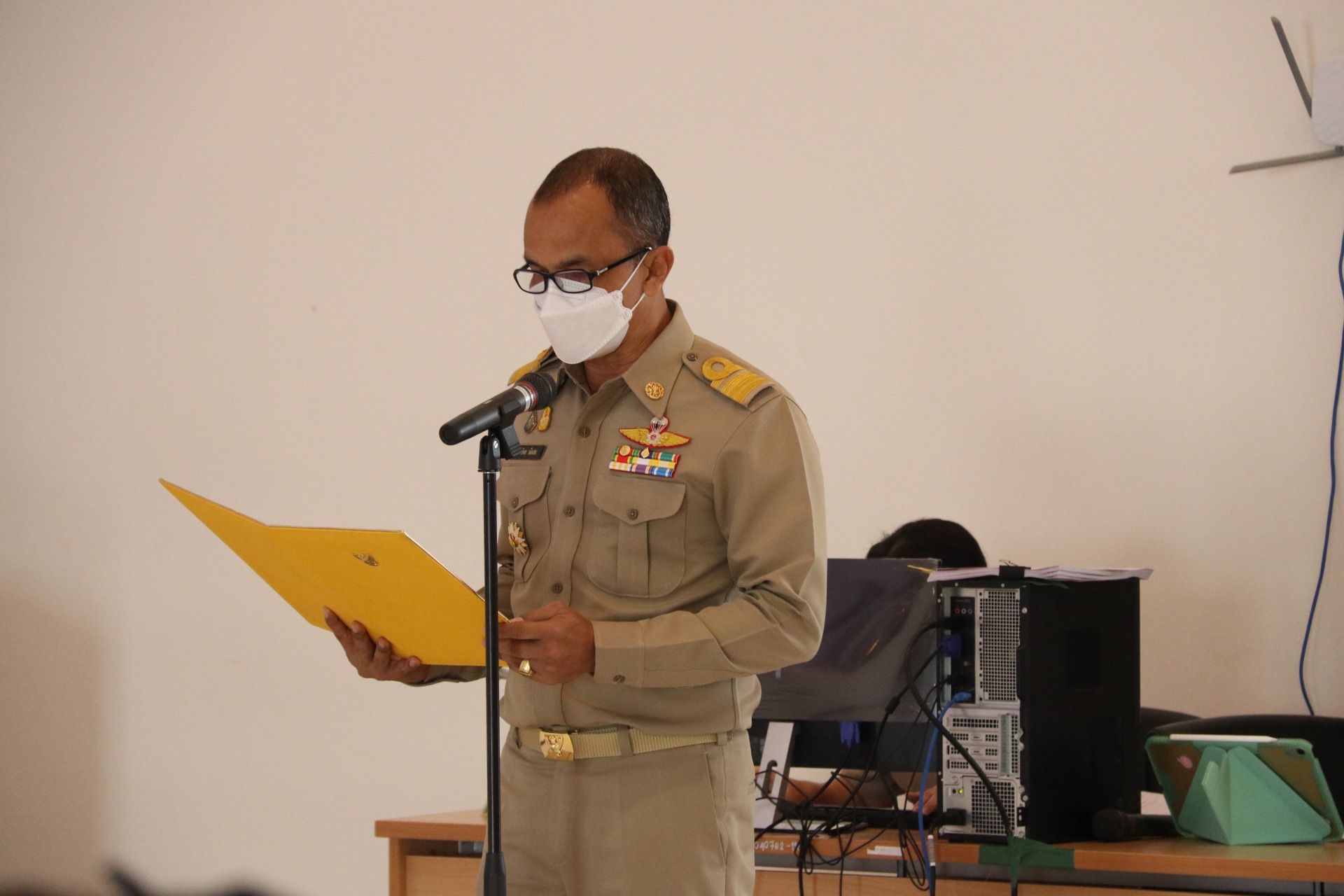 สำนักงานประมงจังหวัดภูเก็ต มอบป้ายเงินอุดหนุนแก่องค์กรชุมชนประมงท้องถิ่น จำนวน 6 ชุมชน