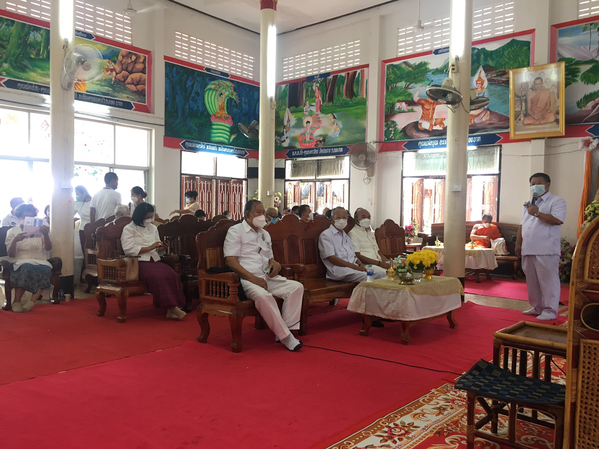 ร่วมฟังธรรมประจำวันตามโครงการอบรมพัฒนาคุณธรรม จริยธรรม ข้าราชการ นักการเมือง นักศึกษา และประชาชนทั่วไป ในเทศกาลเข้าพรรษา ประจำปี ๒๕๖๕..คลิก