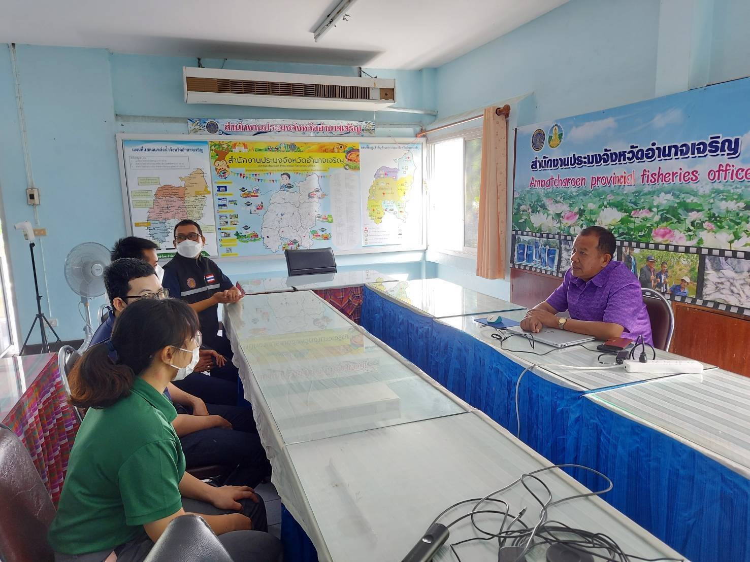 ประชุมติดตามผลการดำเนินงานโครงการศูนย์เรียนรู้การเพิ่มประสิทธิภาพการผลิตสินค้าเกษตร และ โครงการส่งเสริมอาชีพประมง กิจกรรมส่งเสริมเกษตรทฤษฎีใหม่ด้านการประมง ประจำปีงบประมาณ พ.ศ. 2565..คลิก