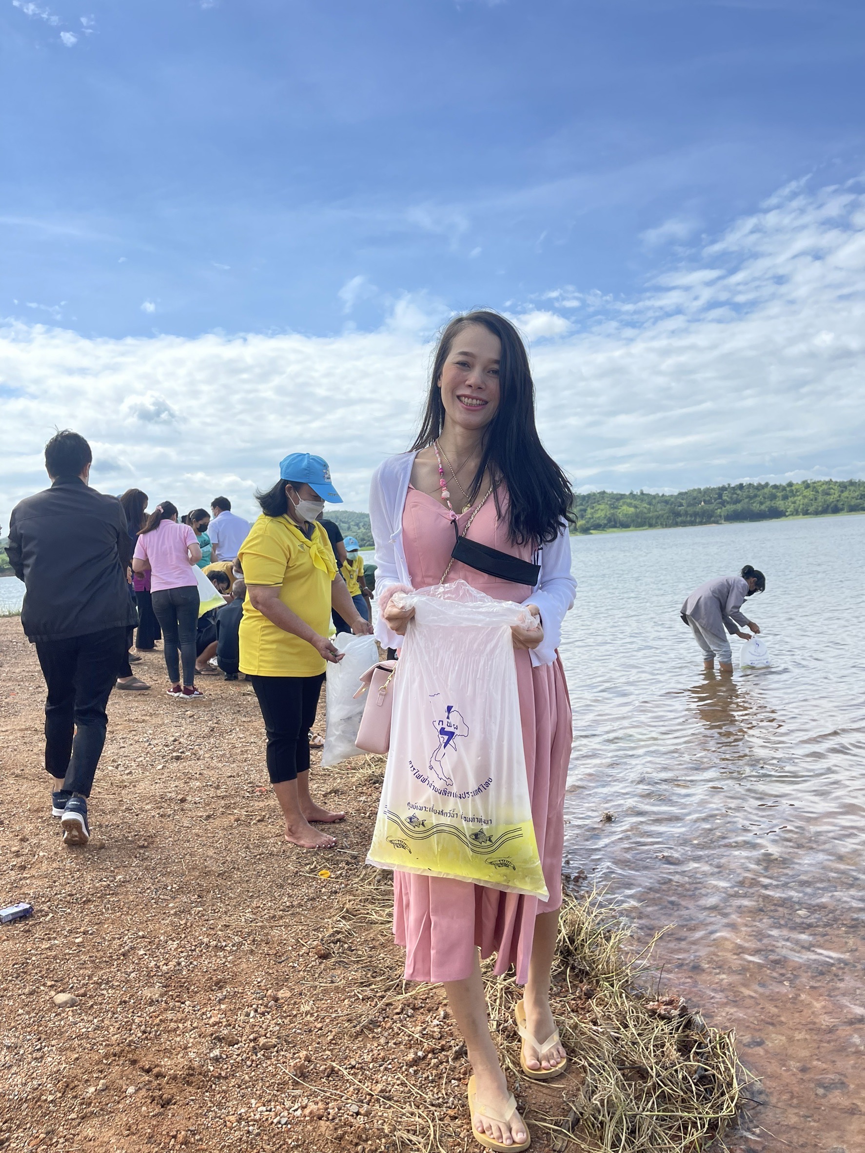 กิจกรรมปล่อยพันธุ์สัตว์น้ำเพื่อฟื้นฟูทรัพยากรธรรมชาติบริเวณอ่างเก็บน้ำเขื่อศรีนครินทร์..คลิก