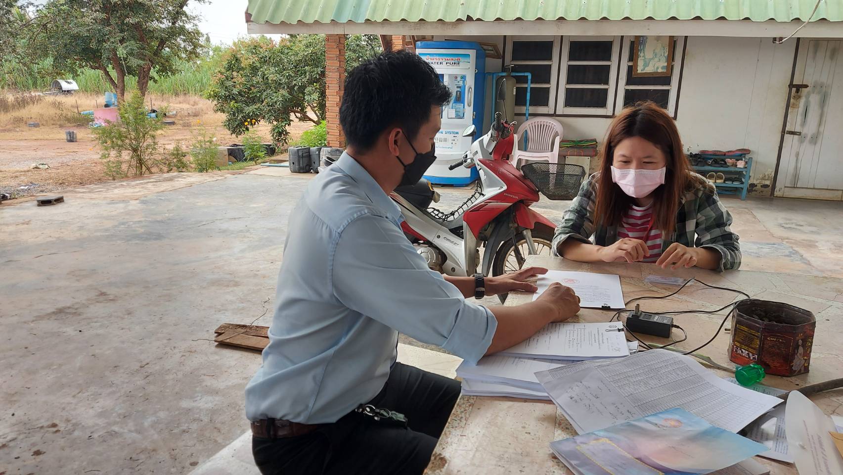 ติดตาม เร่งรัด การปฏิบัติงาน แก้ไขปัญหาด้านการประมงในพื้นที่อำเภอพนมทวน..คลิก