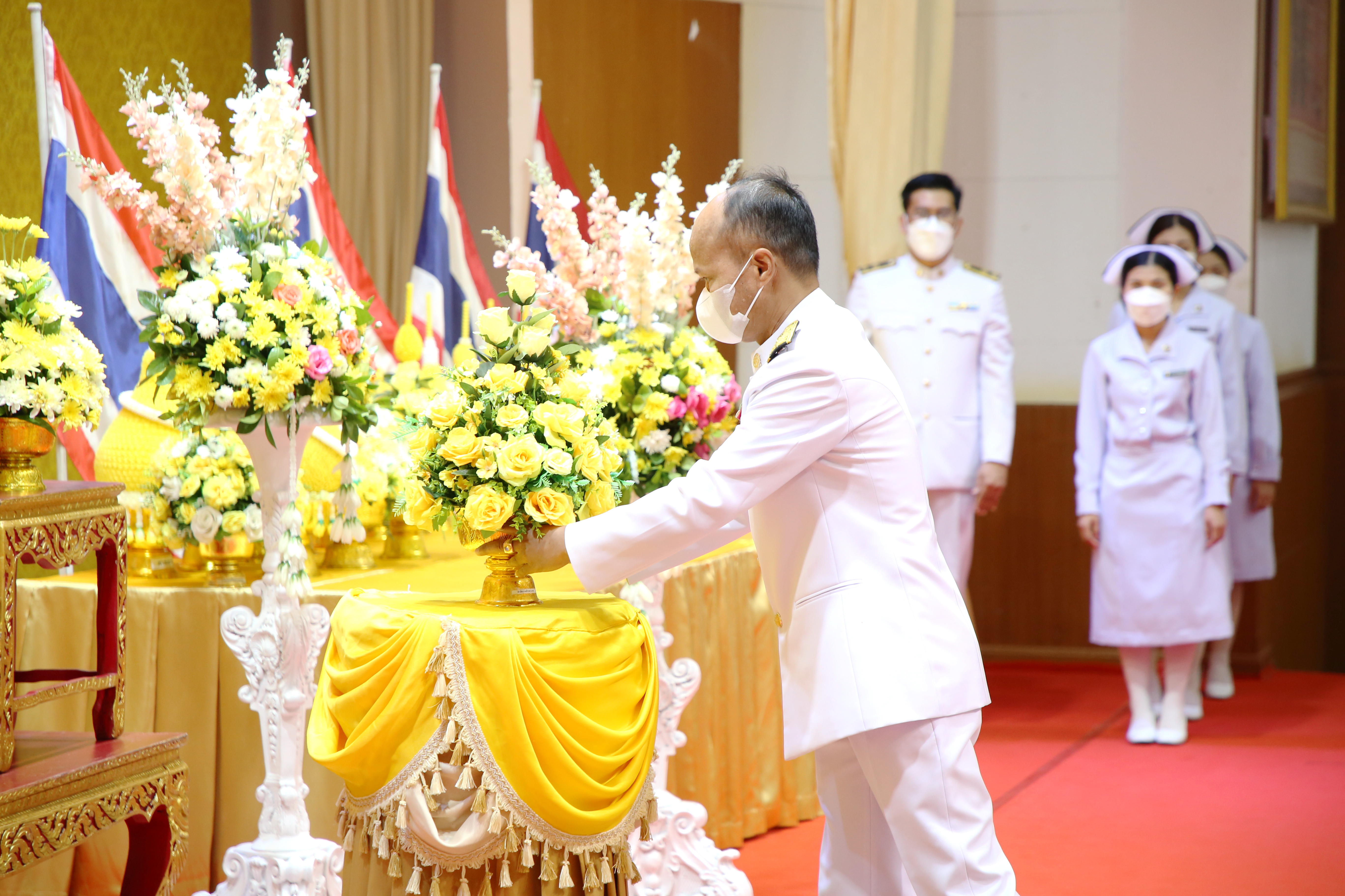ประมงจังหวัดเพชรบูรณ์ ร่วมพิธีวางพานพุ่มดอกไม้และพิธีถวายบังคม เนื่องในวันคล้ายวันพระบรมราชสมภพ พระบาทสมเด็จพระบรมชนกาธิเบศร มหาภูมิพลอดุยเดชมหาราช บรมนาถบพิตร วันชาติ และวันพ่อแห่งชาติ 5 ธันวาคม 2565..คลิก