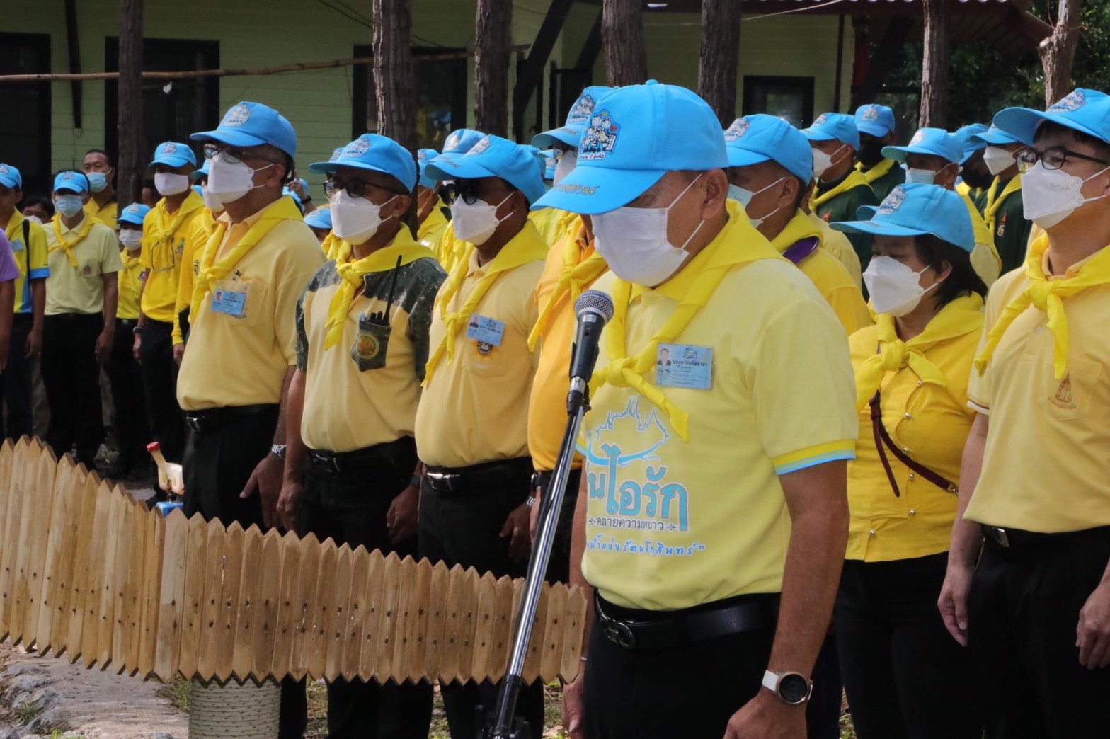 เข้าร่วมโครงการจิตอาสา  เราทำความดีด้วยหัวใจ  เนื่องในโอกาสวันคล้ายวันพระบรมราชสมภพพระบาทสมเด็จพระบรมชนกาธิเบศร มหาภูมิพลอดุลยเดชมหาราช บรมนาถบพิตร  “วันชาติ”  และ “วันพ่อแห่งชาติ”  ในกิจกรรม “วันดินโลก”