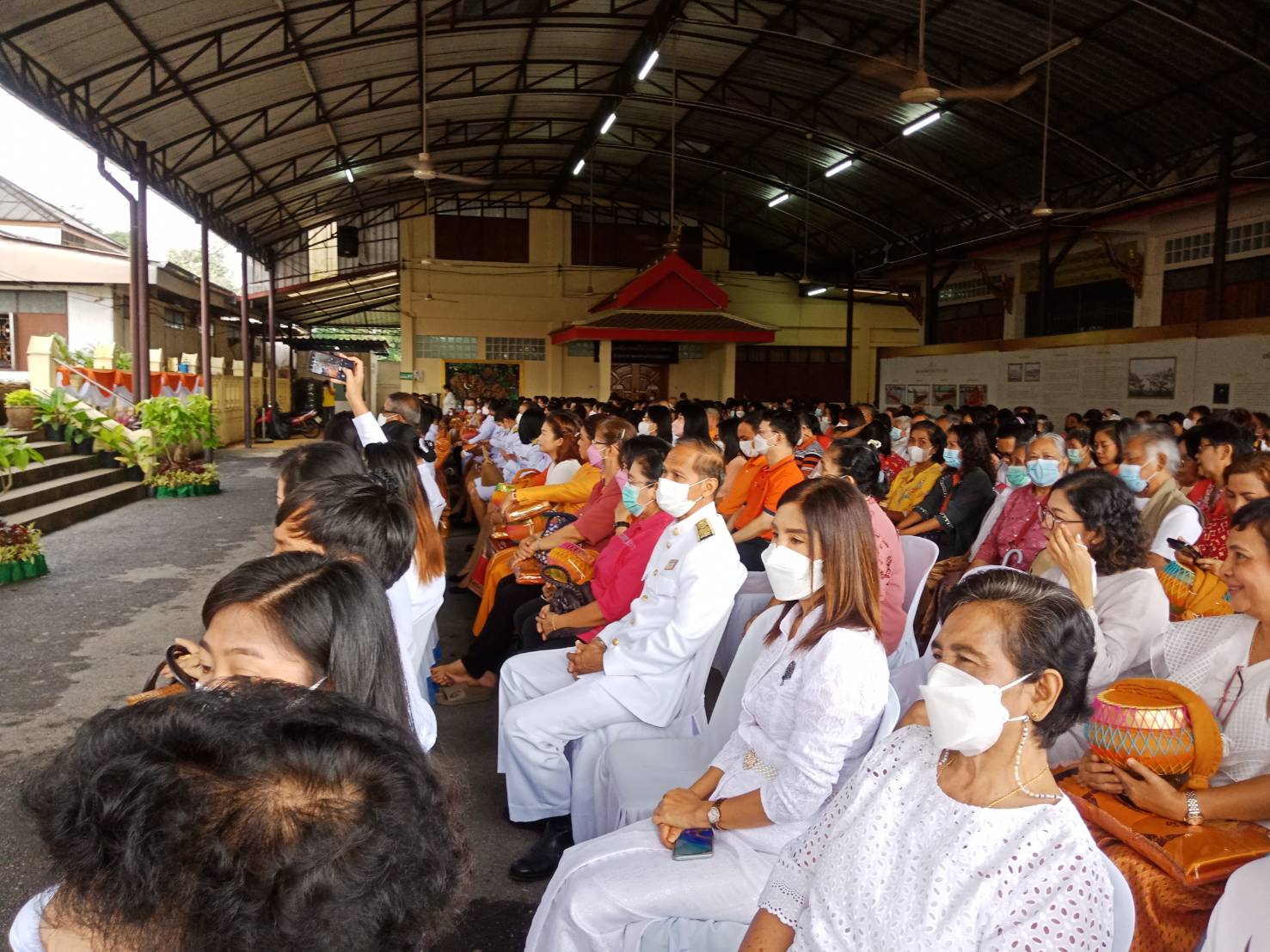 โครงการบรรพชาอุปสมบท 99 รูป ถวายพระพรชัยมงคล แด่สมเด็จพระเจ้าลูกเธอ เจ้าฟ้าพัชรกิติยาภาฯ..คลิก
