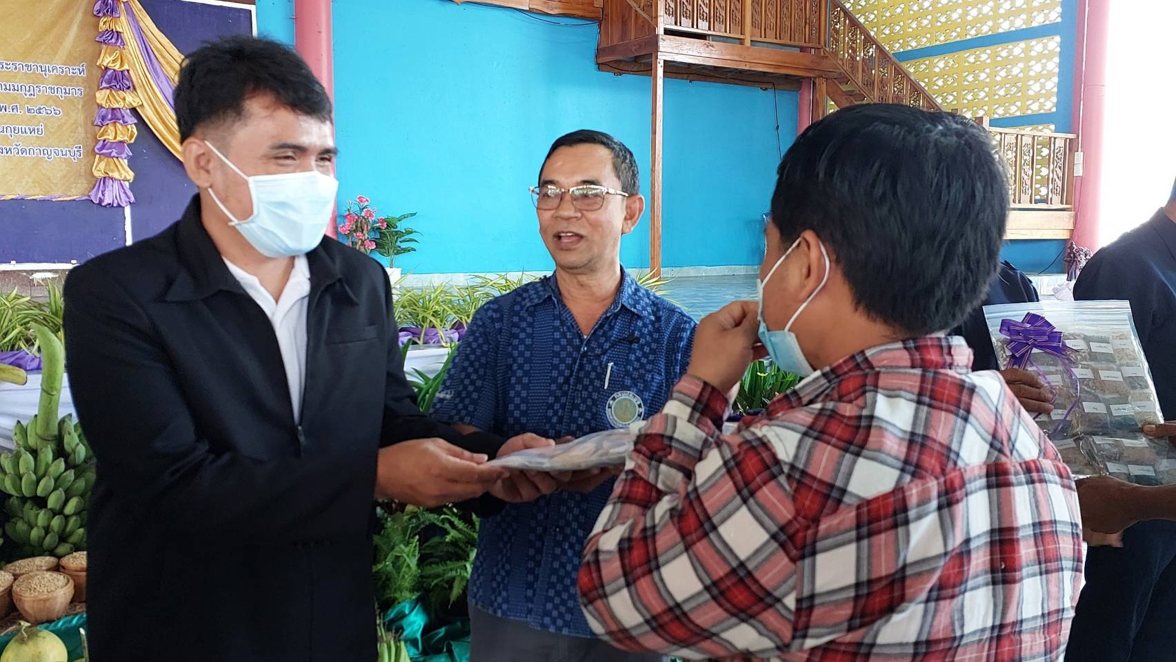 ร่วมออกหน่วยบริการเกษตรกรตามโครงการคลินิกเกษตรเคลื่อนที่ในพระราชานุเคราะห์ สมเด็จพระบรมโอรสาธิราชฯ สยามมกุฎราชกุมาร ครั้งที่ 1/2566..คลิก