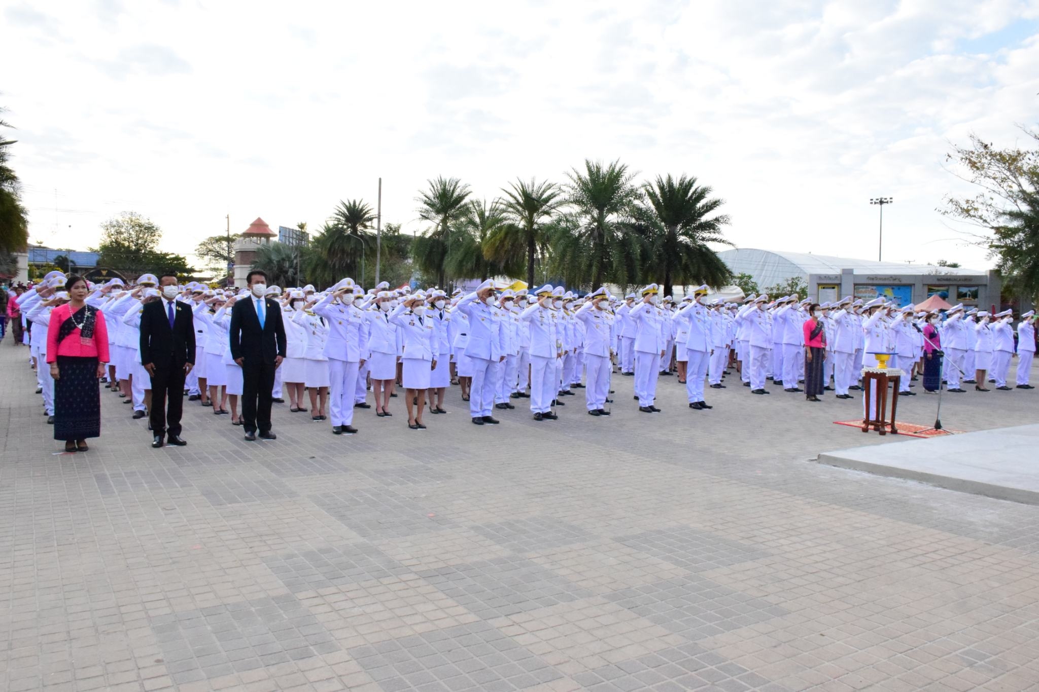 วันที่ 18 มกราคม 2566 สำนักงานประมงจังหวัดหนองบัวลำภู ร่วมพิธีวางพานพุ่มถวายราชสักการะ วันยุทธหัตถี ประจำปี 2566..คลิก