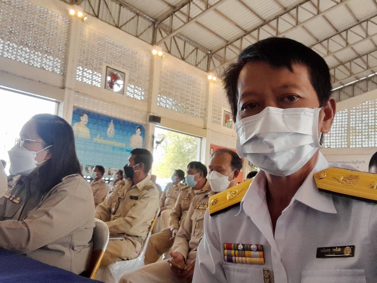 วันที่ 26 มกราคม 2566 นายสมมิตร  ธรรมมิยะ ประมงอำเภอสุวรรณคูหา ร่วมรับมอบนโยบาย การแก้ไขปัญหายาเสพติด จากนายสุวิทย์ จันทร์หวร ผู้ว่าราชการจังหวัดหนองบัวลำภู เพื่อขับเคลื่อนจังหวัดสีขาว นำร่องการแก้ไขปัญหายาเสพติด..คลิก