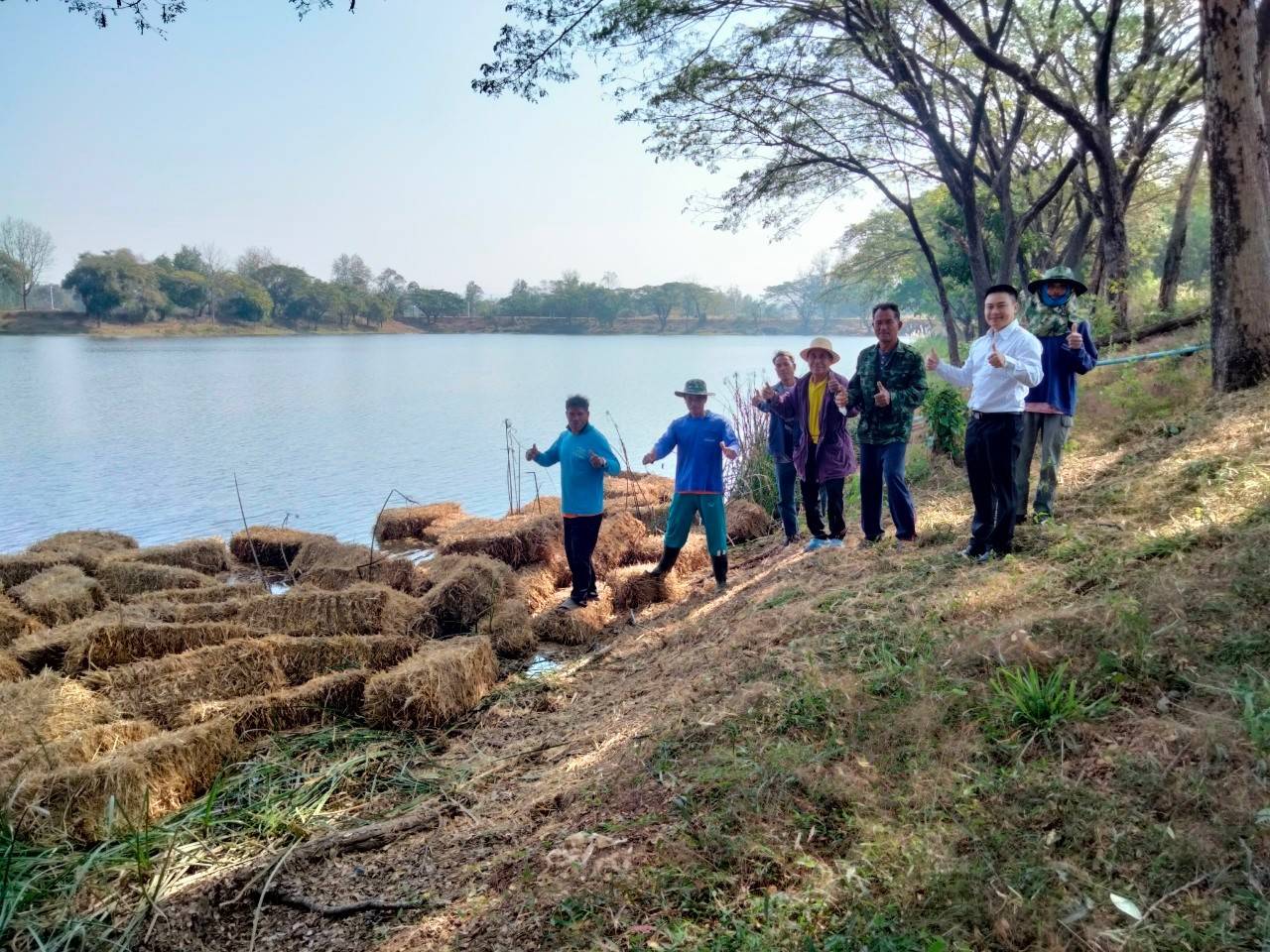 วันที่ 26 มกราคม พ.ศ. 2566 สำนักงานประมงจังหวัดหนองบัวลำภู ร่วมกับสำนักงานประมงอำเภอเมืองหนองบัวลำภู ลงพื้นที่เพื่อติดตามผลการดำเนินงาน รวมกับคณะกรรมการแหล่งน้ำและสมาชิกโครงการธนาคารสินค้าเกษตร (กิจกรรมสนับสนุนธนาคารผลผลิตสัตว์น้ำแบบมีส่วนร่วม) แหล่งน้ำเก่าปีงบประมาณ 2565..คลิก