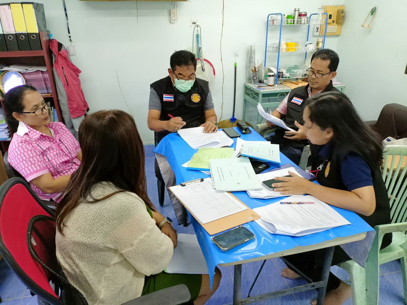 ฟังบรรยายและรับการตรวจติดตามการเพาะเลี้ยงสัตว์น้ำตามหลักพันธุศาสตร์..คลิก