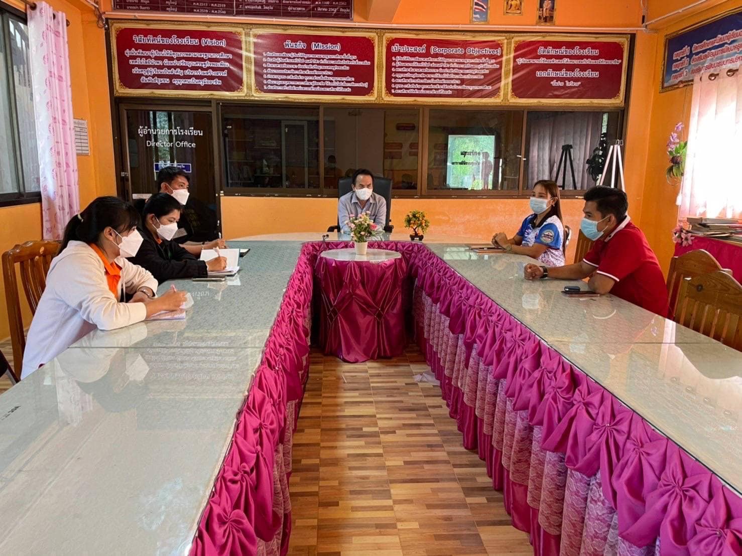 โครงการขยายผลเกษตรเพื่ออาหารกลางวัน อันเนื่องมาจากพระราชดำริ..คลิก