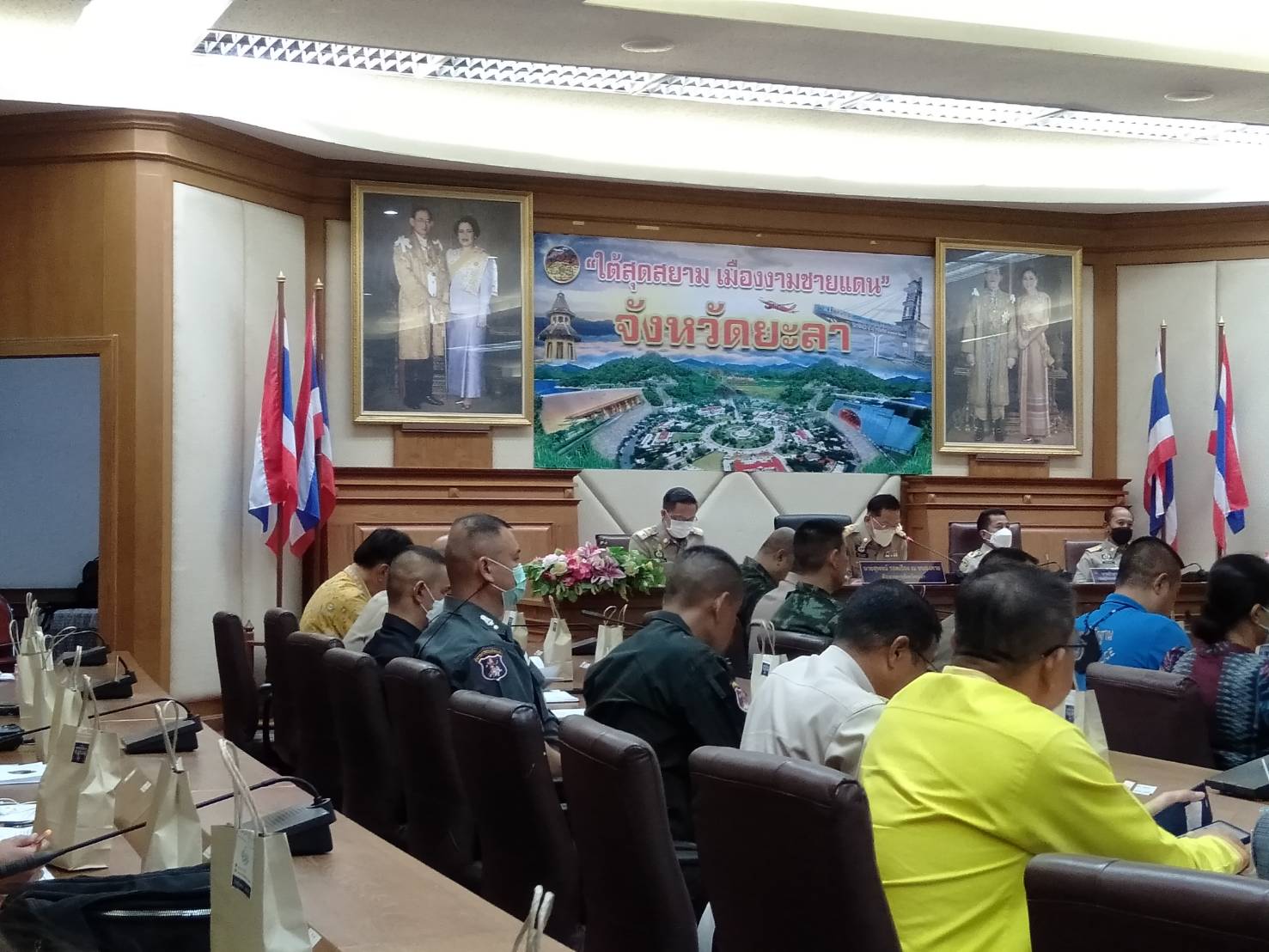 ร่วมประชุมการเตรียมการจัดงานสมโภชหลักเมืองและงานกาชาดจังหวัดยะลา ครั้งที่ 61 ประจำปี 2566..คลิก