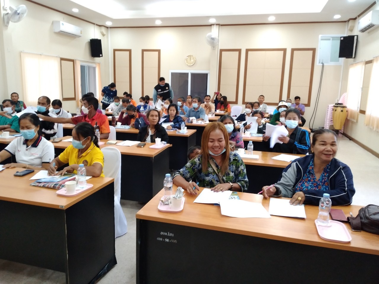 อบรมเกษตรกรโครงการส่งเสริมเกษตรทฤษฎีใหม่อำเภอขุขันธ์..คลิก
