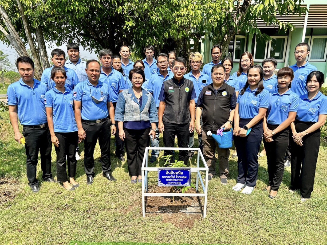 นายประพันธ์ ลีปายะคุณ รองอธิบดีกรมประมง  ลงพื้นที่ตรวจเยี่ยมและติดตามผลการดำเนินงานของหน่วยงานกรมประมงในจังหวัดร้อยเอ็ด..คลิก