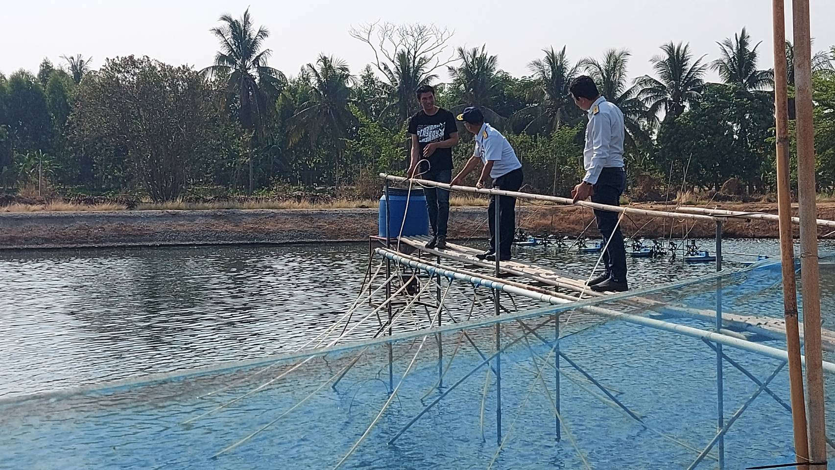 ติดตาม เร่งรัด การปฏิบัติงาน แก้ไขปัญหาด้านการประมงในพื้นที่อำเภอพนมทวน..คลิก