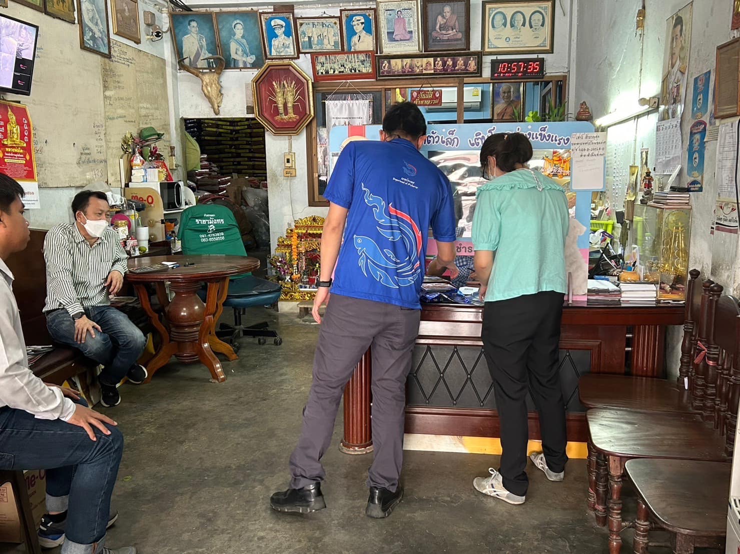 เข้าร่วมตรวจสอบและประชาสัมพันธ์เกี่ยวกับการค้าปัจจัยการผลิตทางการประมงในร้านค้าปัจจัยการผลิต..คลิก