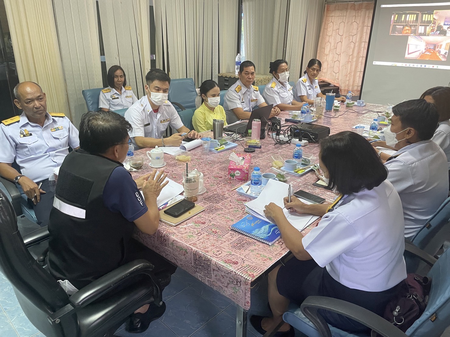 ประชุมพิจารณาแผนงาน/โครงการกลุ่มจังหวัดภาคตะวันออก 2 ในปีงบประมาณ 2567..คลิก