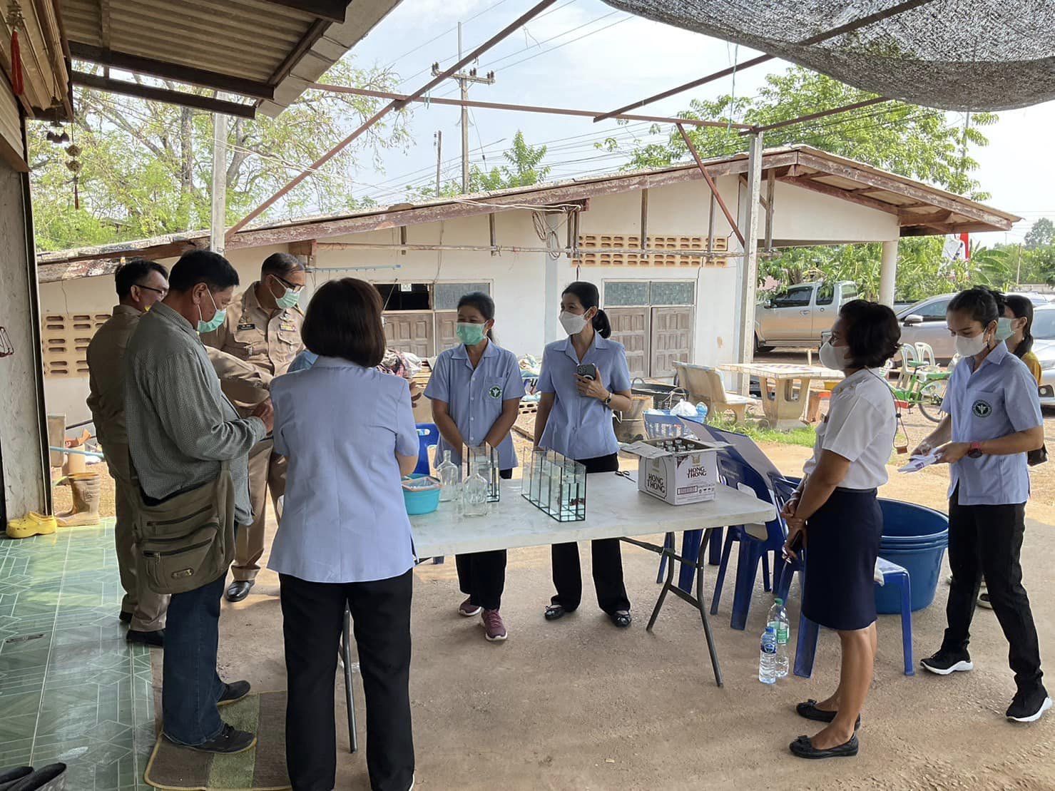 มอบอุปกรณ์สนับสนุนการประกอบอาชีพเลี้ยงปลาสำหรับคนพิการระดับพื้นที่ที่ได้รับมอบขาเทียมและเข้าอบรมฝึกอาชีพในโครงการออกหน่วยทำขาเทียมพระราชทานเคลื่อนที่ ครั้งที่ 161 จังหวัดราชบุรี..คลิก