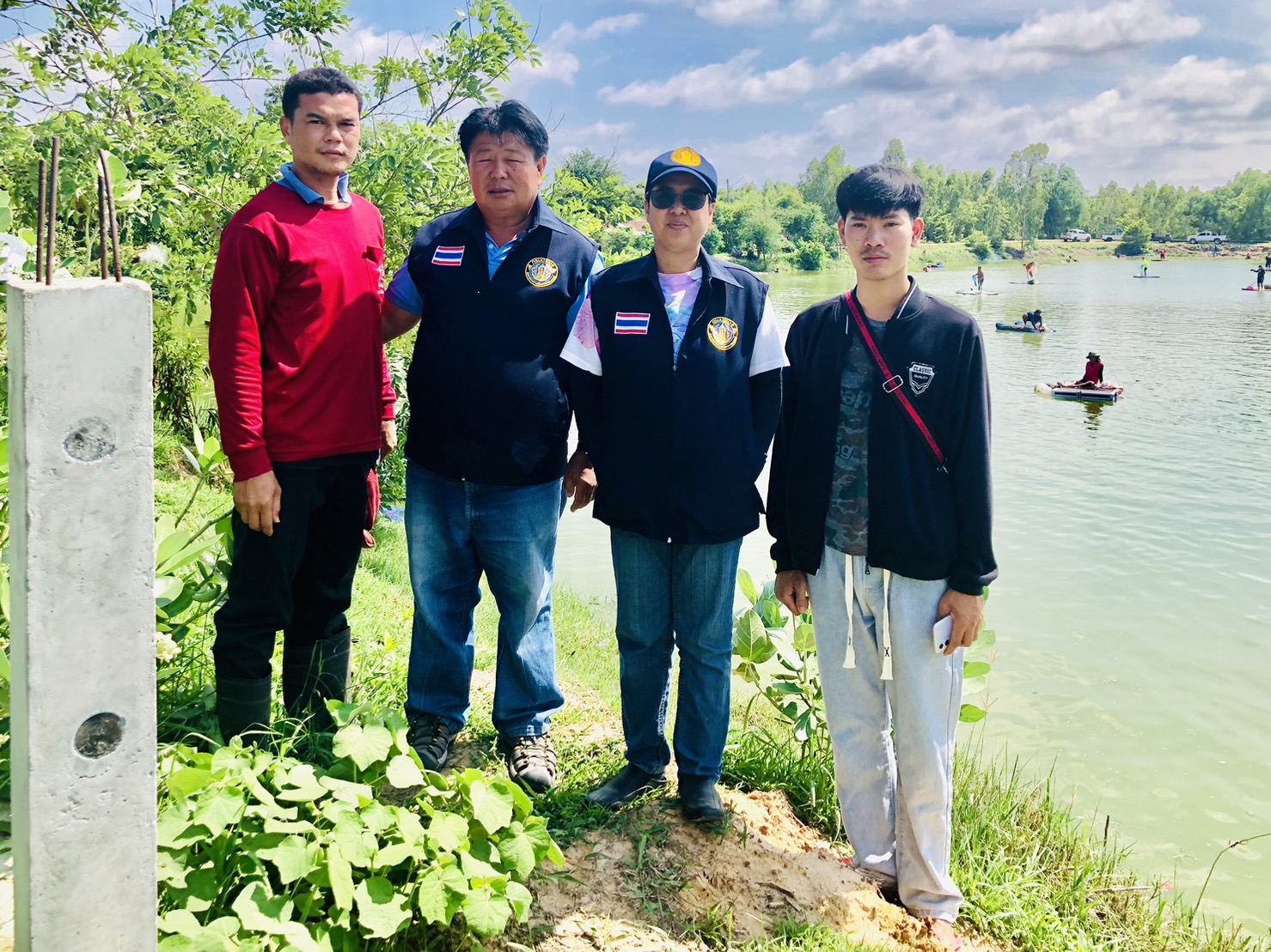 สำรวจ รวบรวมข้อมูล แหล่งน้ำ สัตว์น้ำ เครื่องมือทำการประมง (แห และสะดุ้ง) ที่ใช้ในการทำการประมงในแหล่งน้ำ และตรวจวัดคุณภาพน้ำของแหล่งน้ำ..คลิก