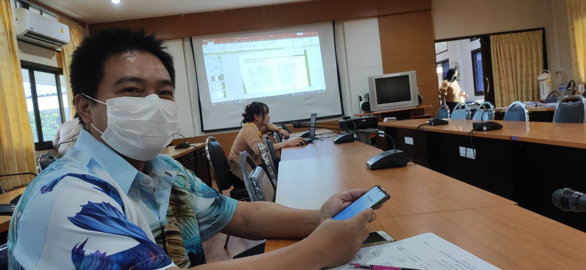 วันที่ 19 มิถุนายน 2566  นายสมภาร วังคีรี ประมงอำเภอเมืองหนองบัวลำภู ร่วมประชุมคณะกรรมการให้ความช่วยเหลือผู้ประสบภัยพิบัติกรณีฉุกเฉินอำเภอเมืองหนองบัวลำภู ครั้งที่ 2/2556 ณ ห้องประชุมเขื่อนขันธ์ ชั้น 2 ที่ว่าการอำเภอเมืองหนองบัวลำภู..คลิก